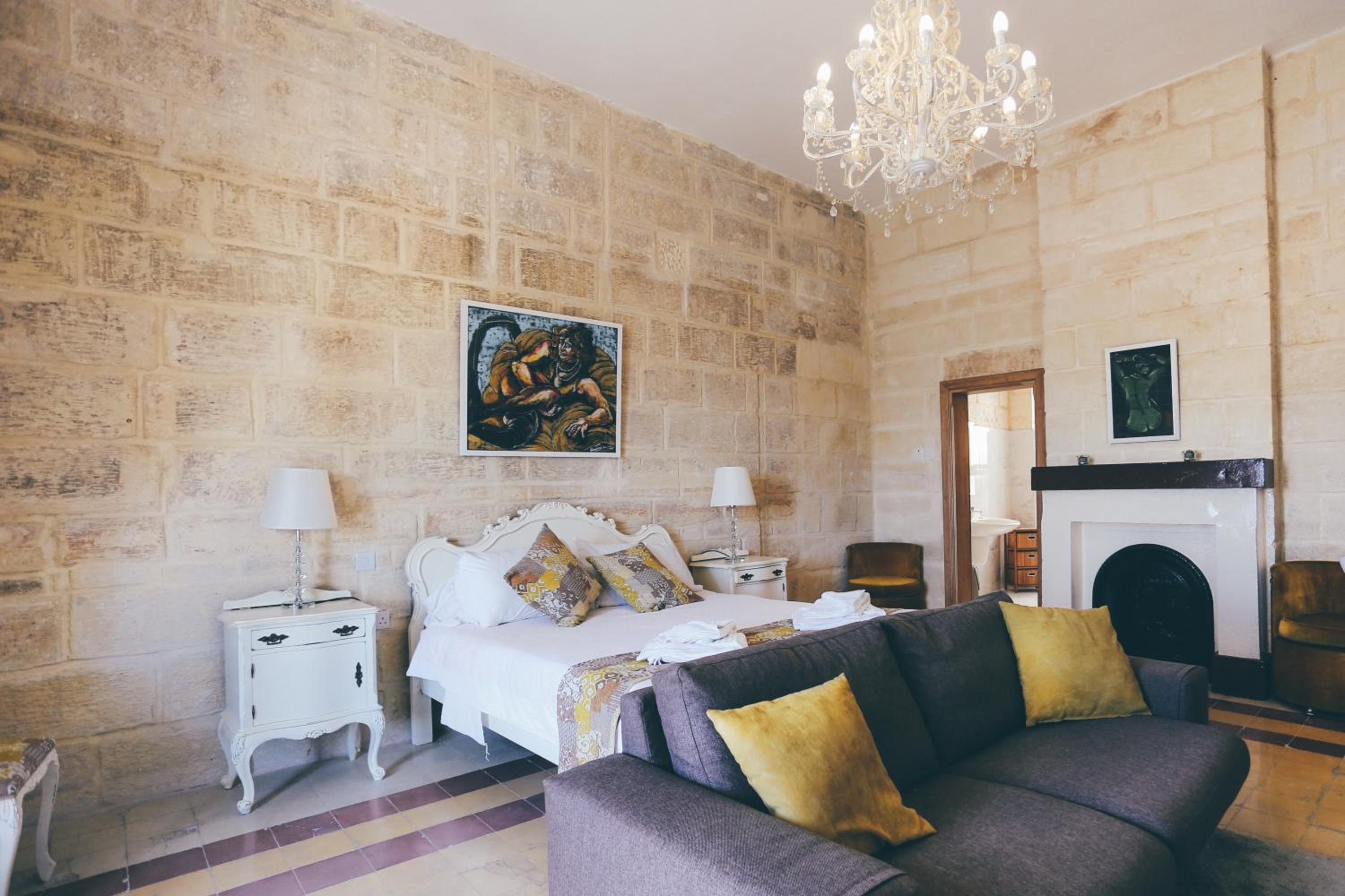 Double Room with View - Photo 16