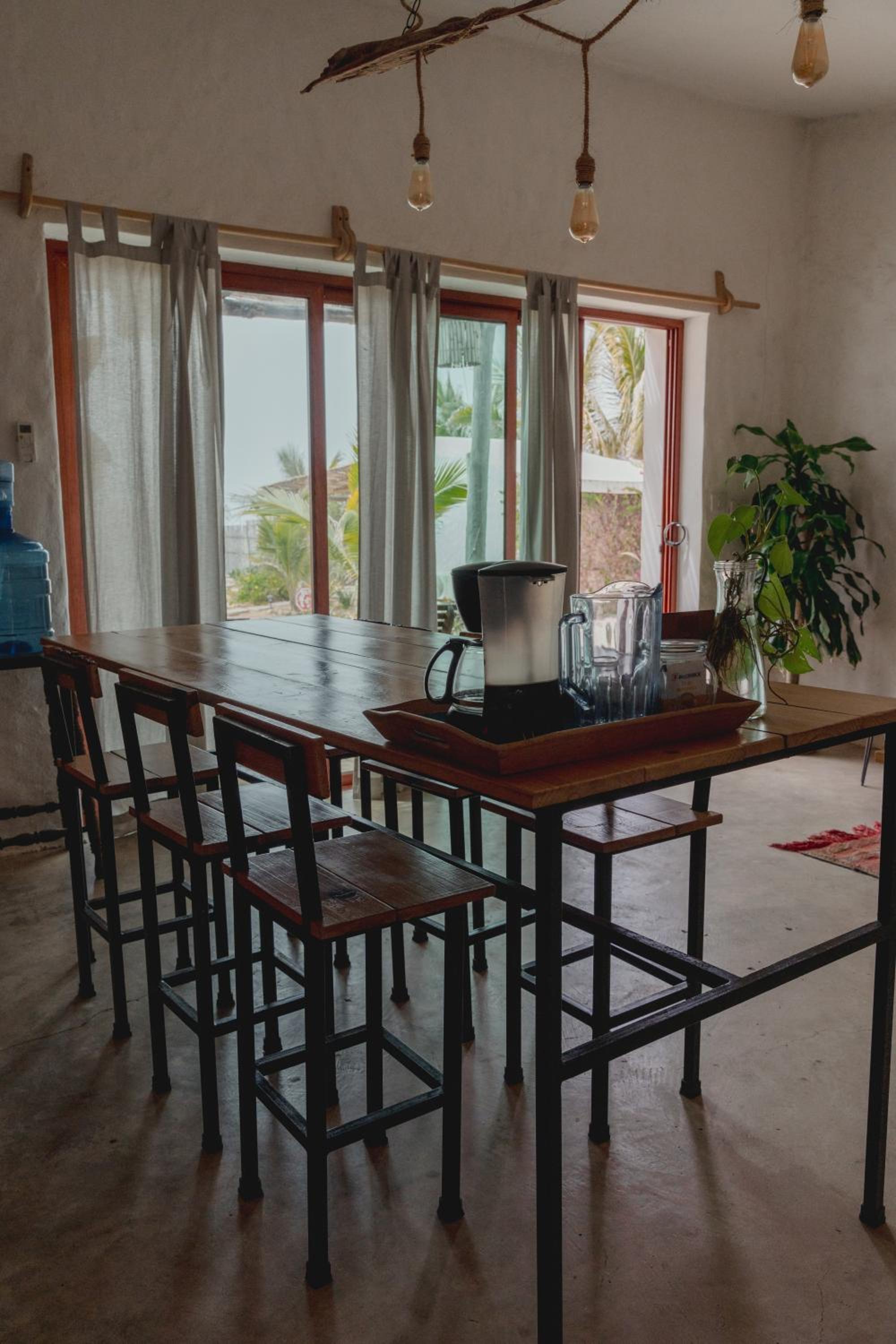 Bungalow with Sea View - Photo 10