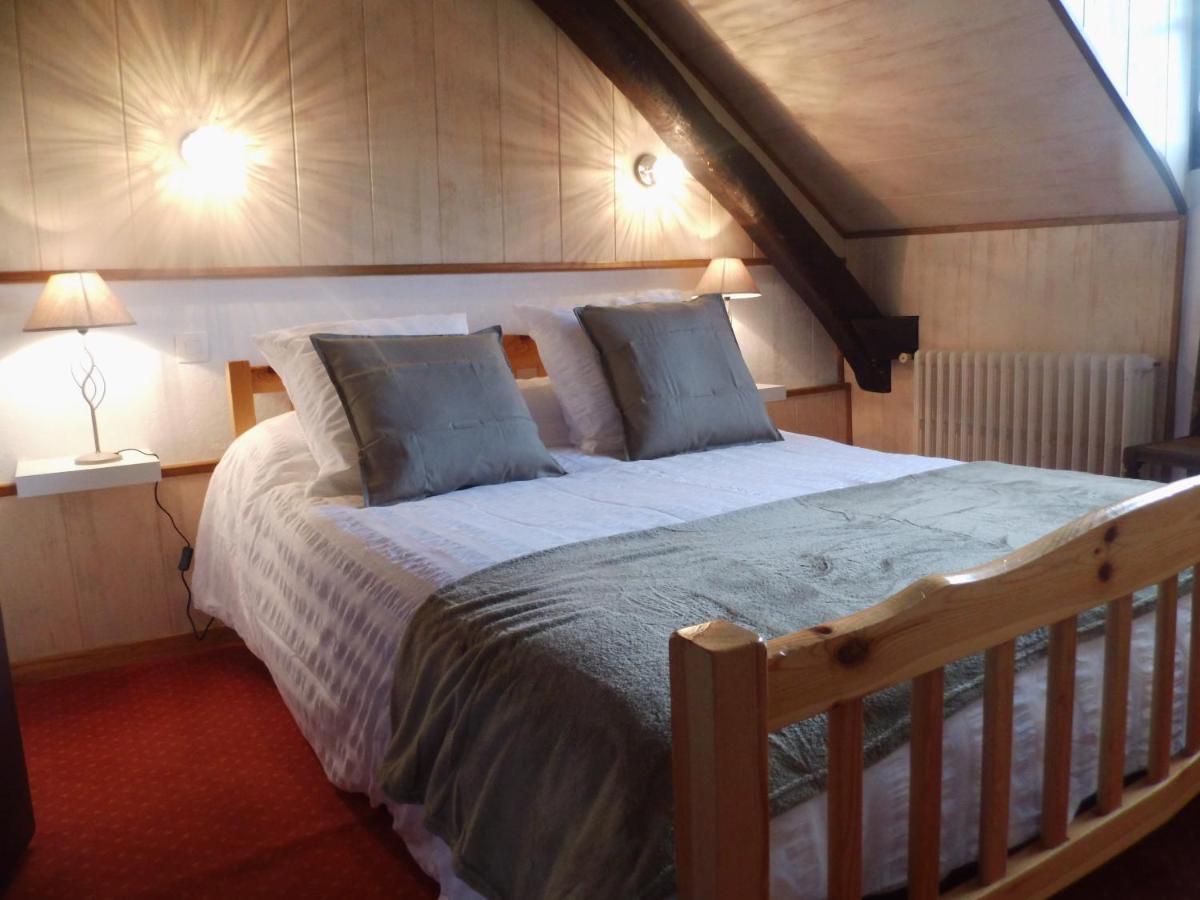 Double Room with Private Bathroom photo 1