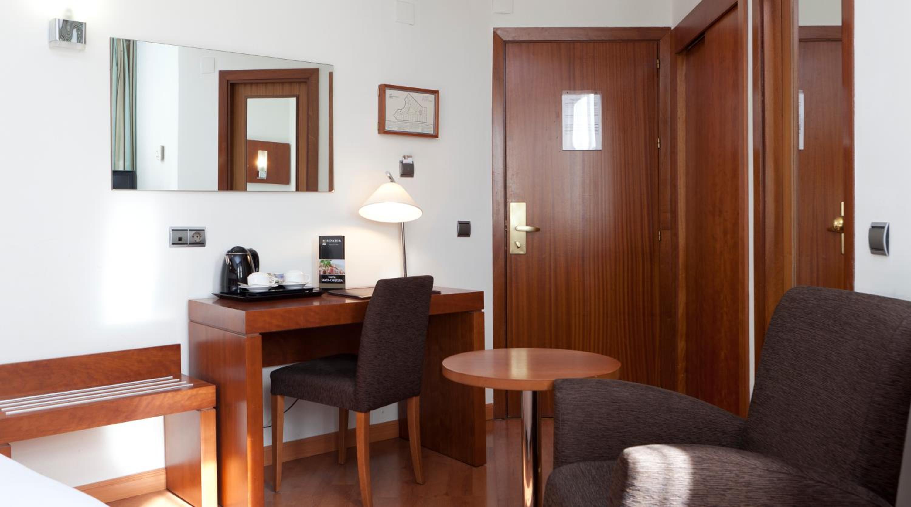 Double or Twin Room - Photo 3