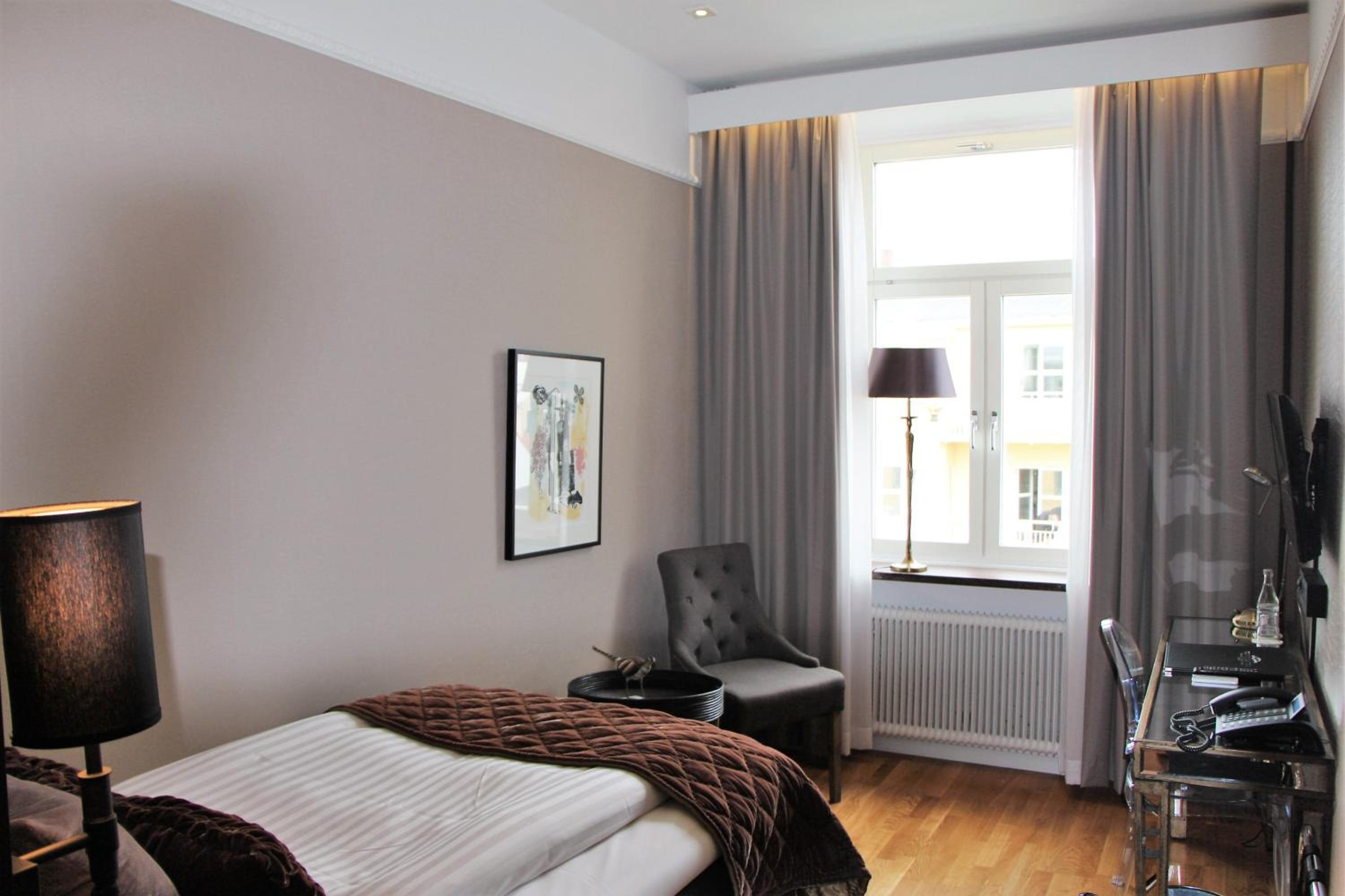 Single Room photo 3
