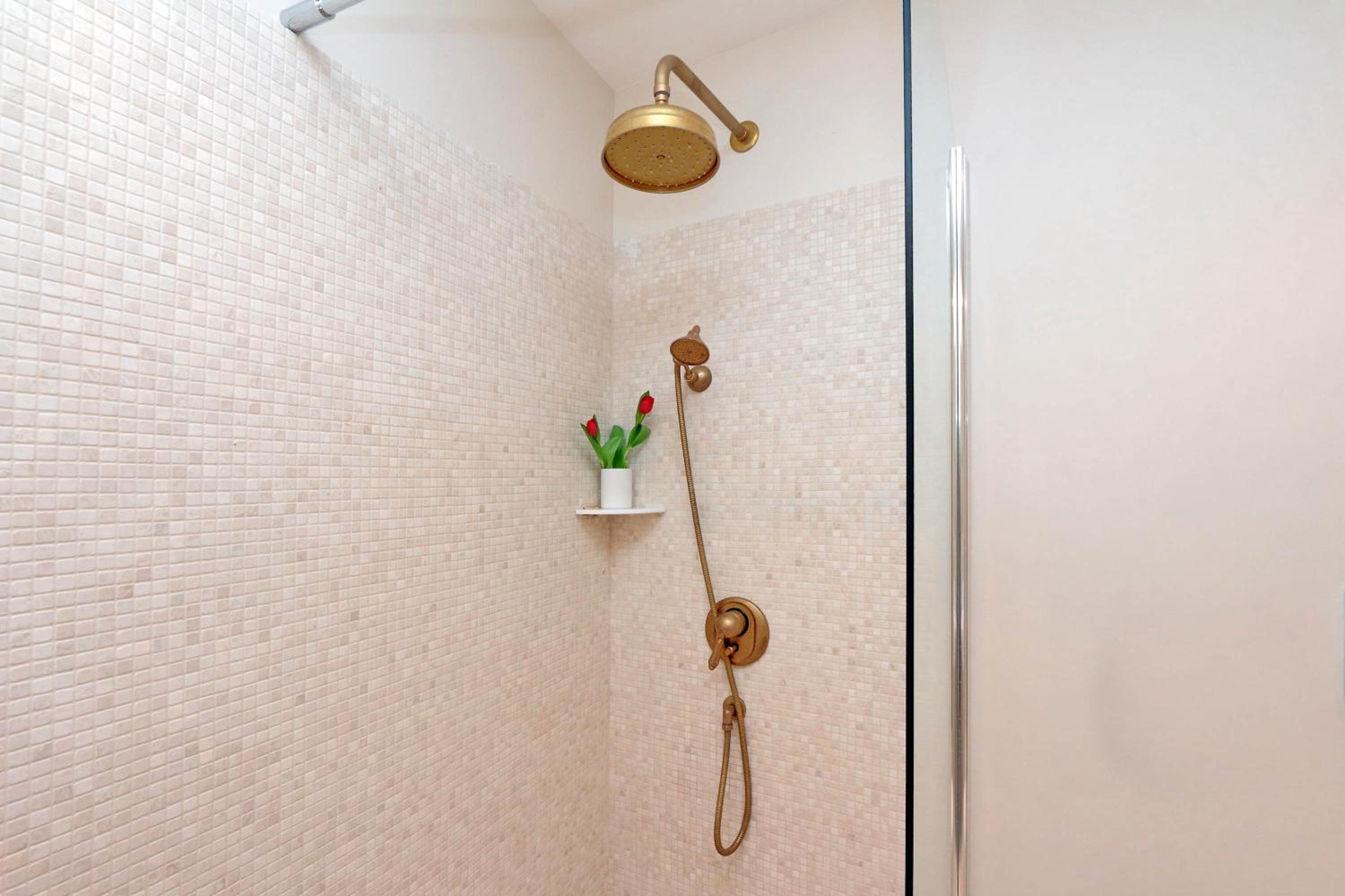 Double or Twin Room with Balcony photo 2