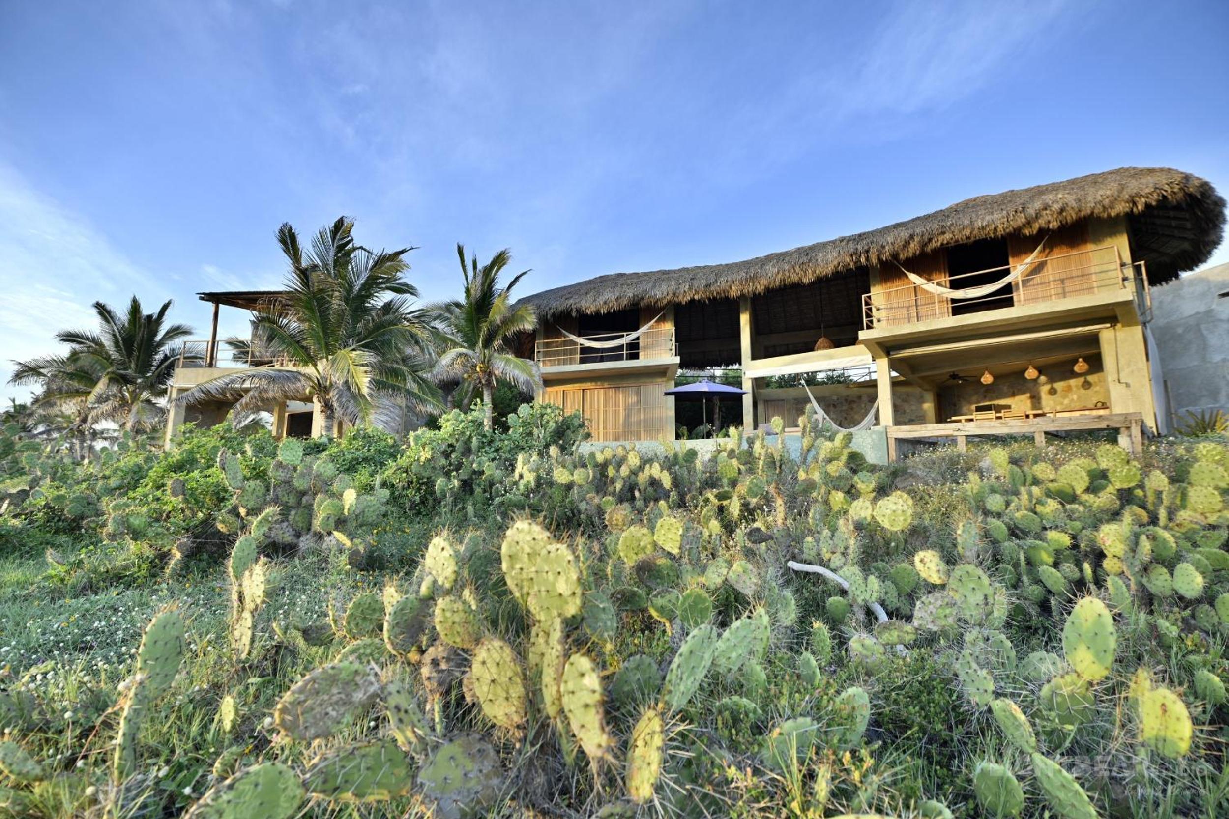 Villa with Sea View - Photo 4