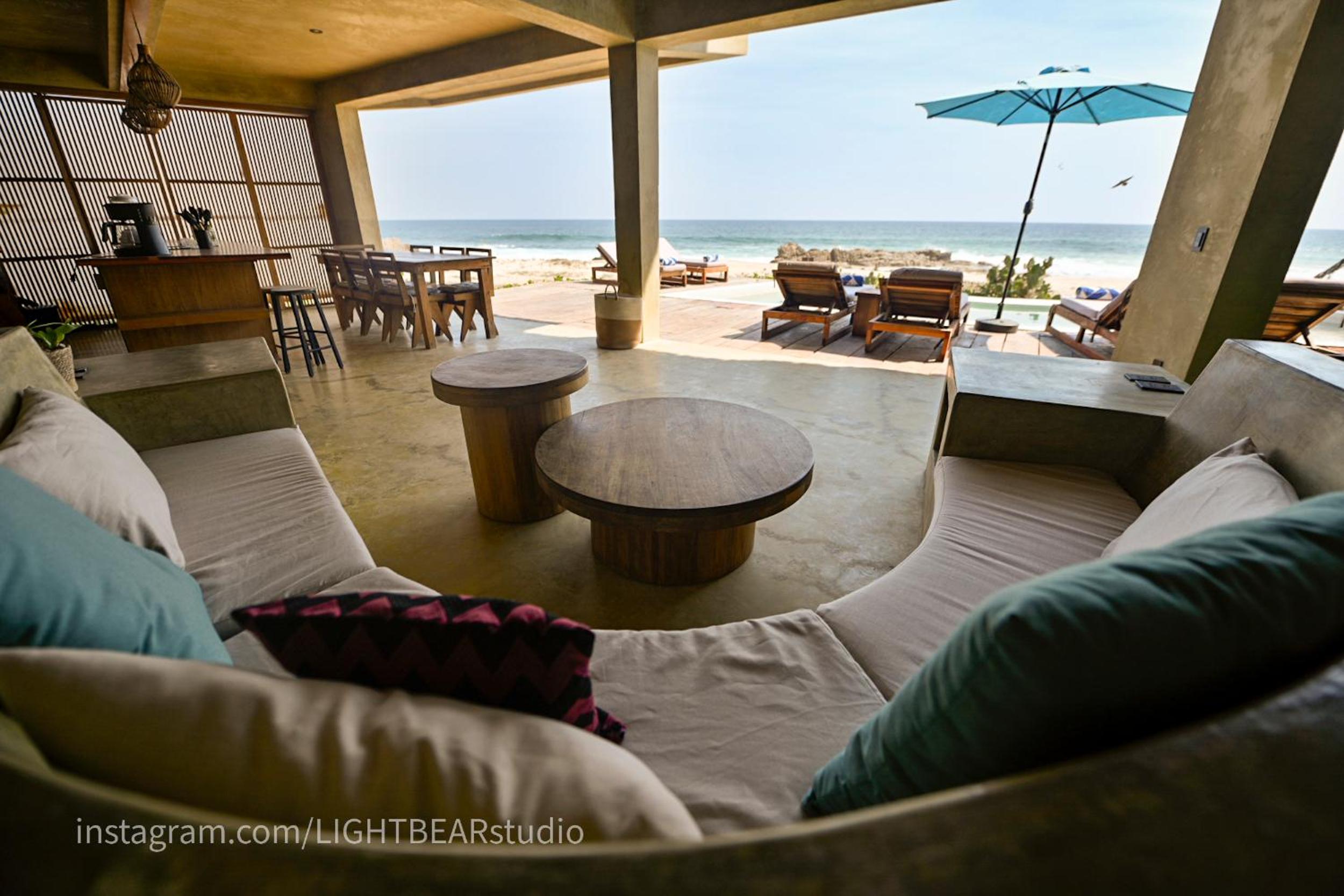 Villa with Sea View - Photo 15