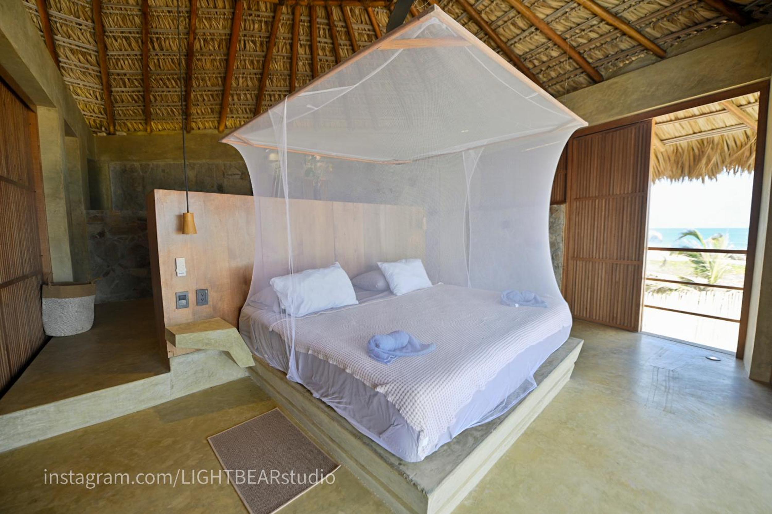 Villa with Sea View - Photo 20