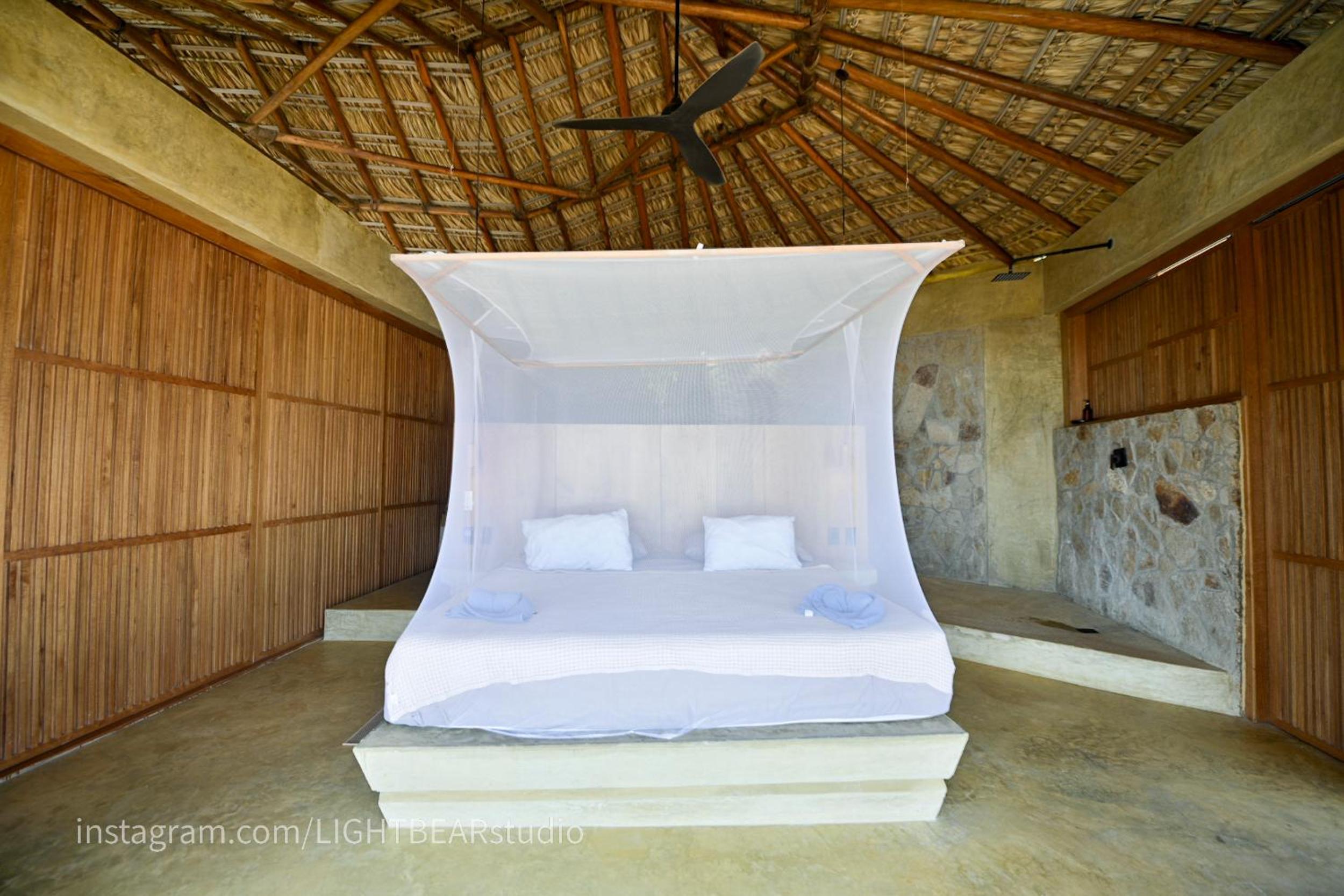 Deluxe Double Room with Sea View - Photo 24