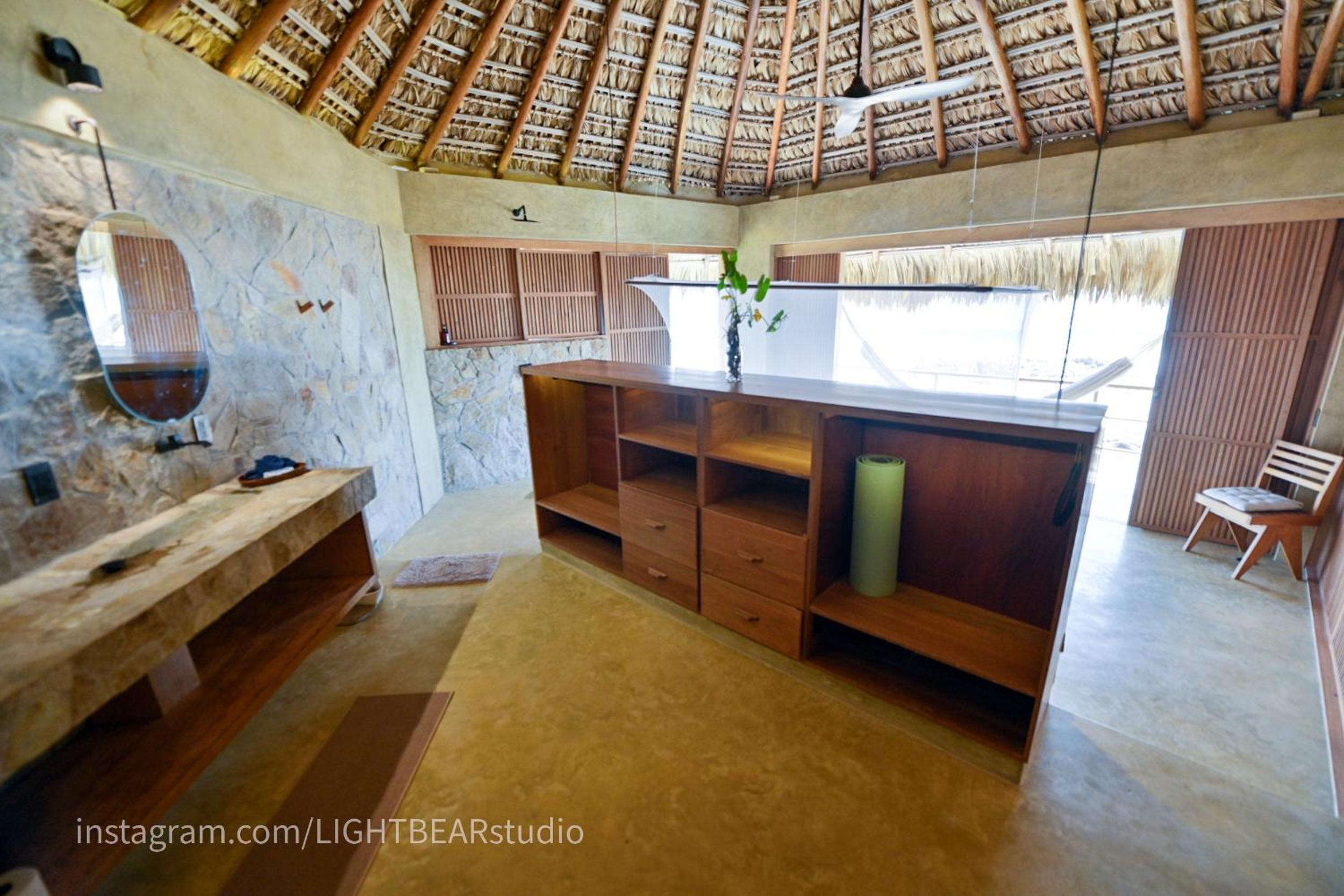 Deluxe Double Room with Sea View - Photo 23