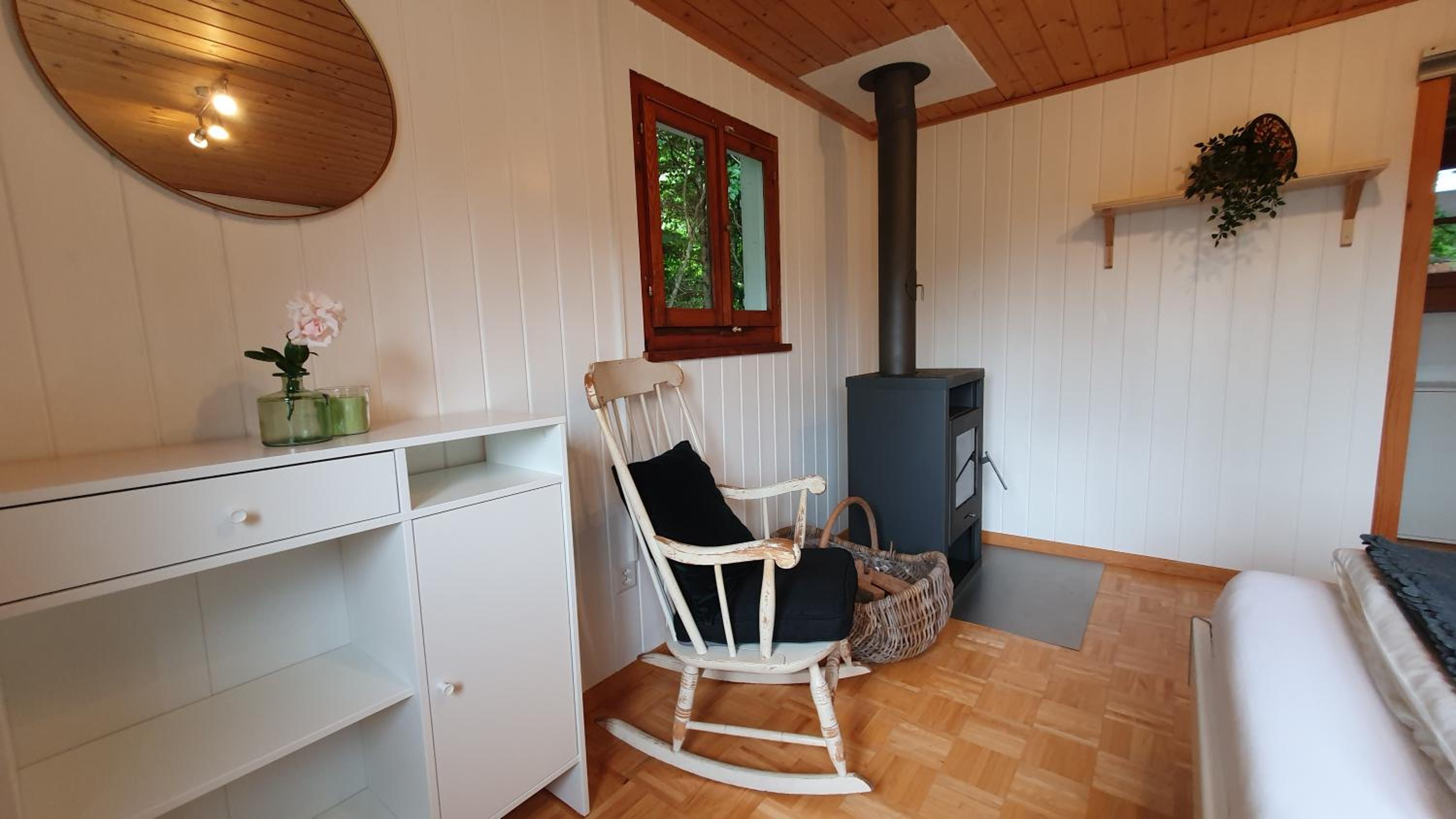 Bungalow with Patio photo 3