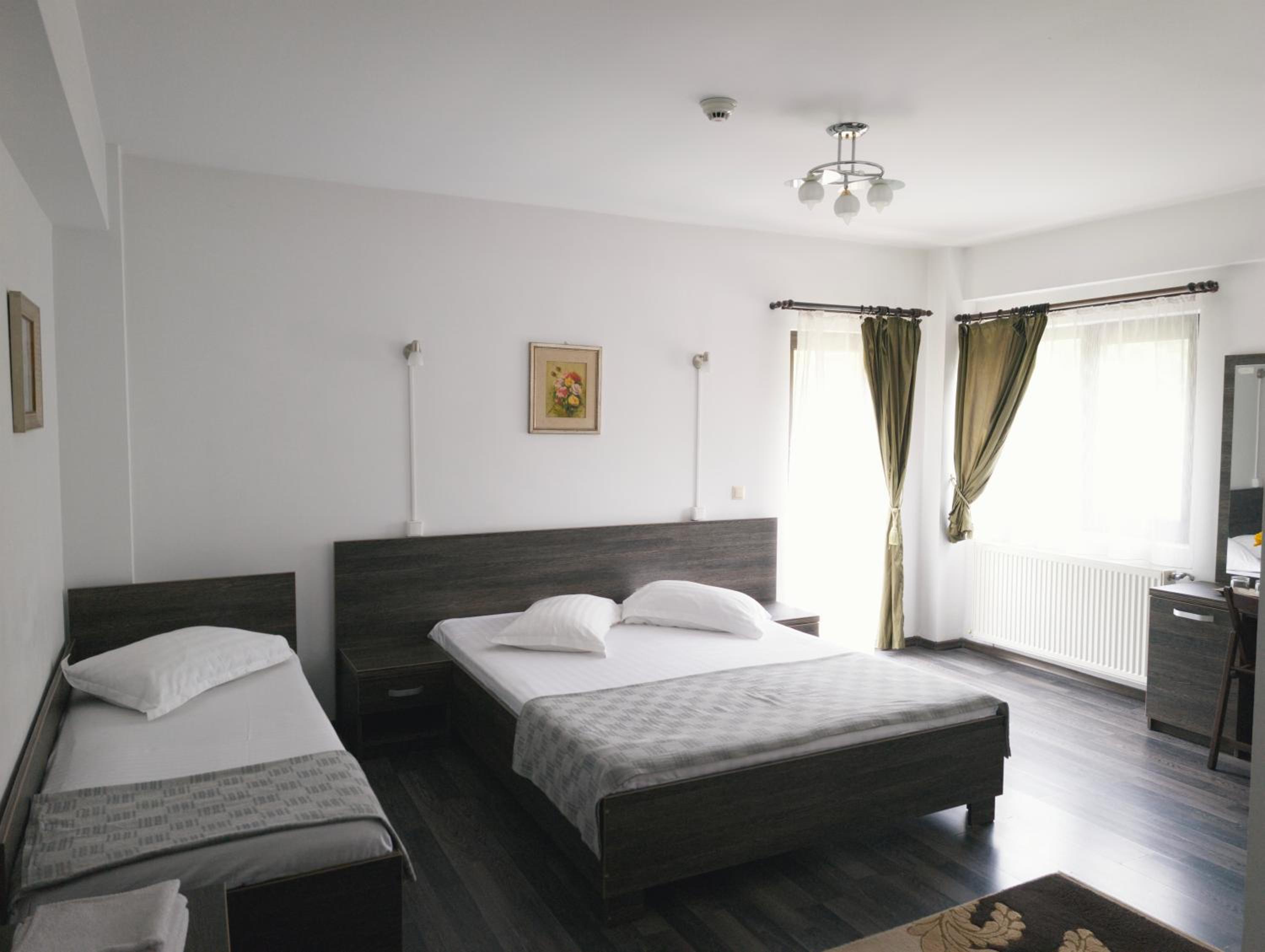 Triple Room - Photo 2