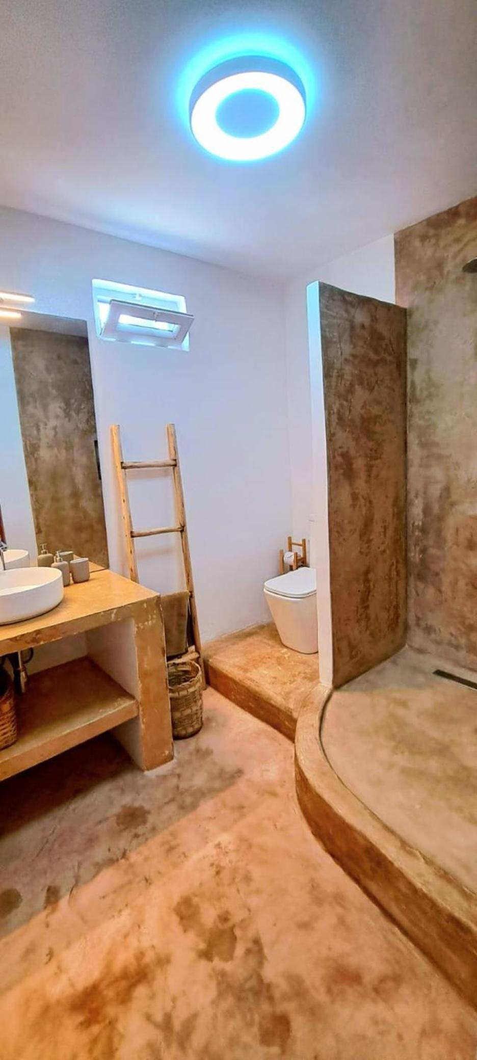Deluxe Junior Suite photo 3