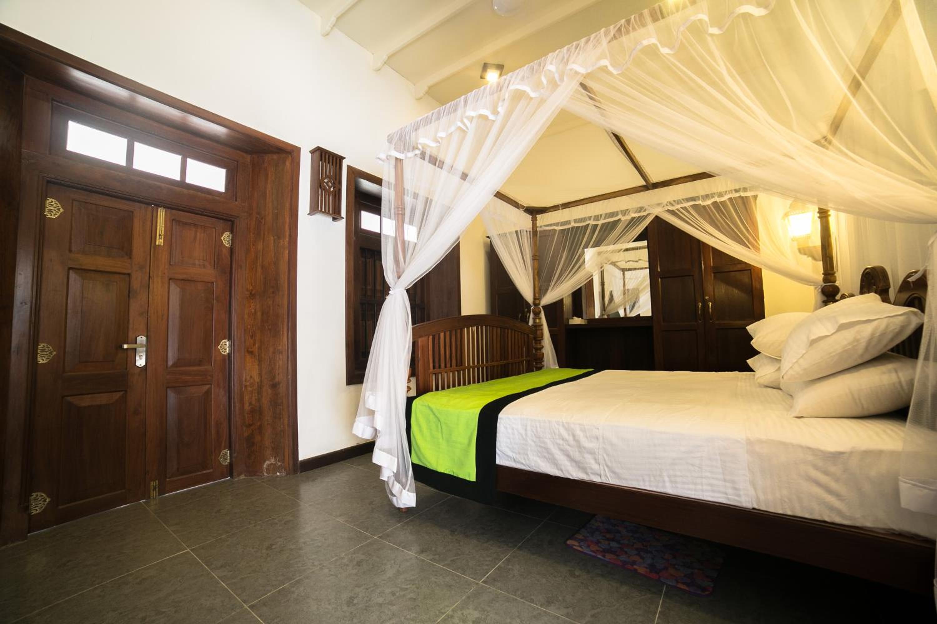 Three-Bedroom Villa photo 2