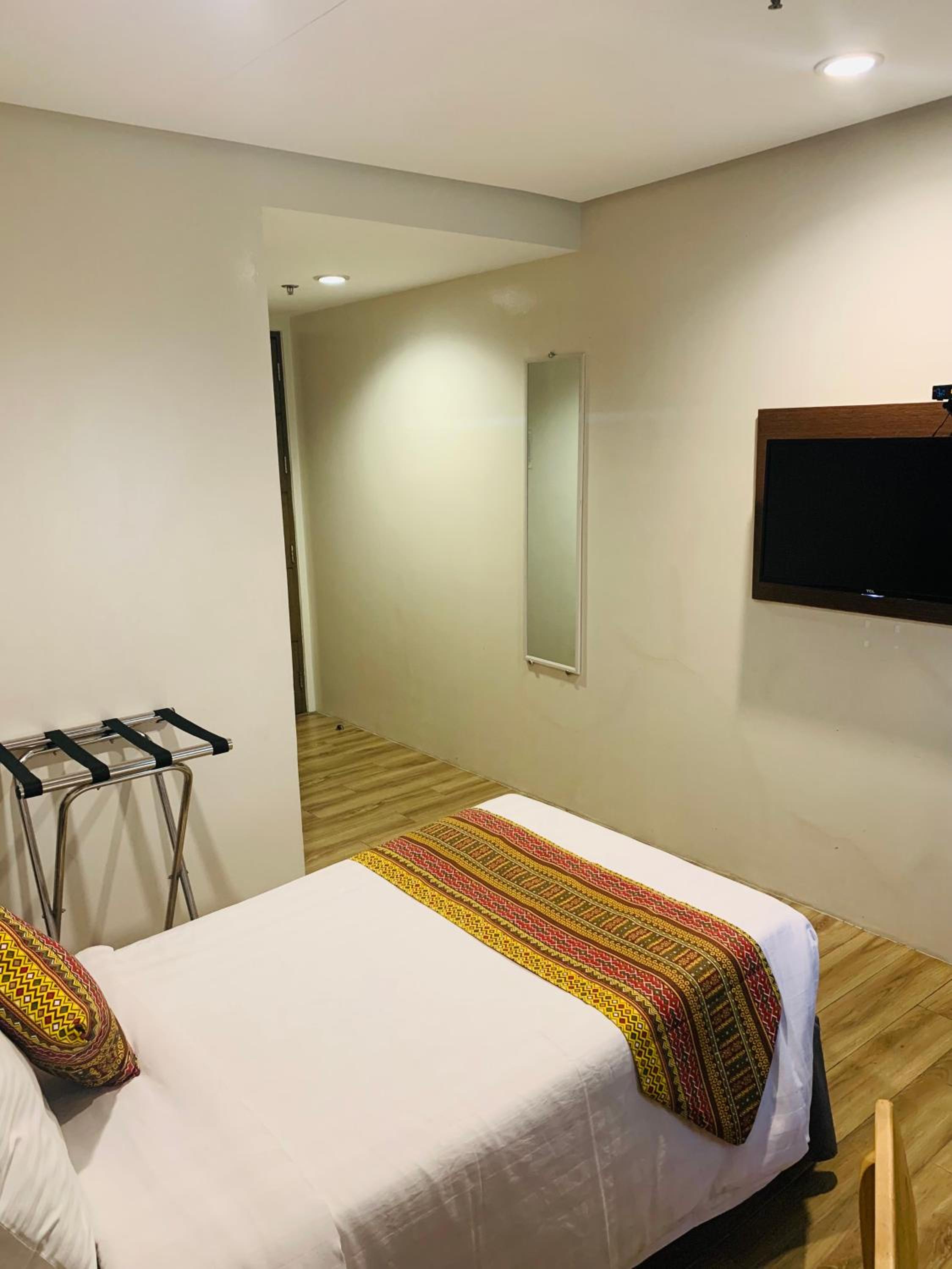 Deluxe Single Room