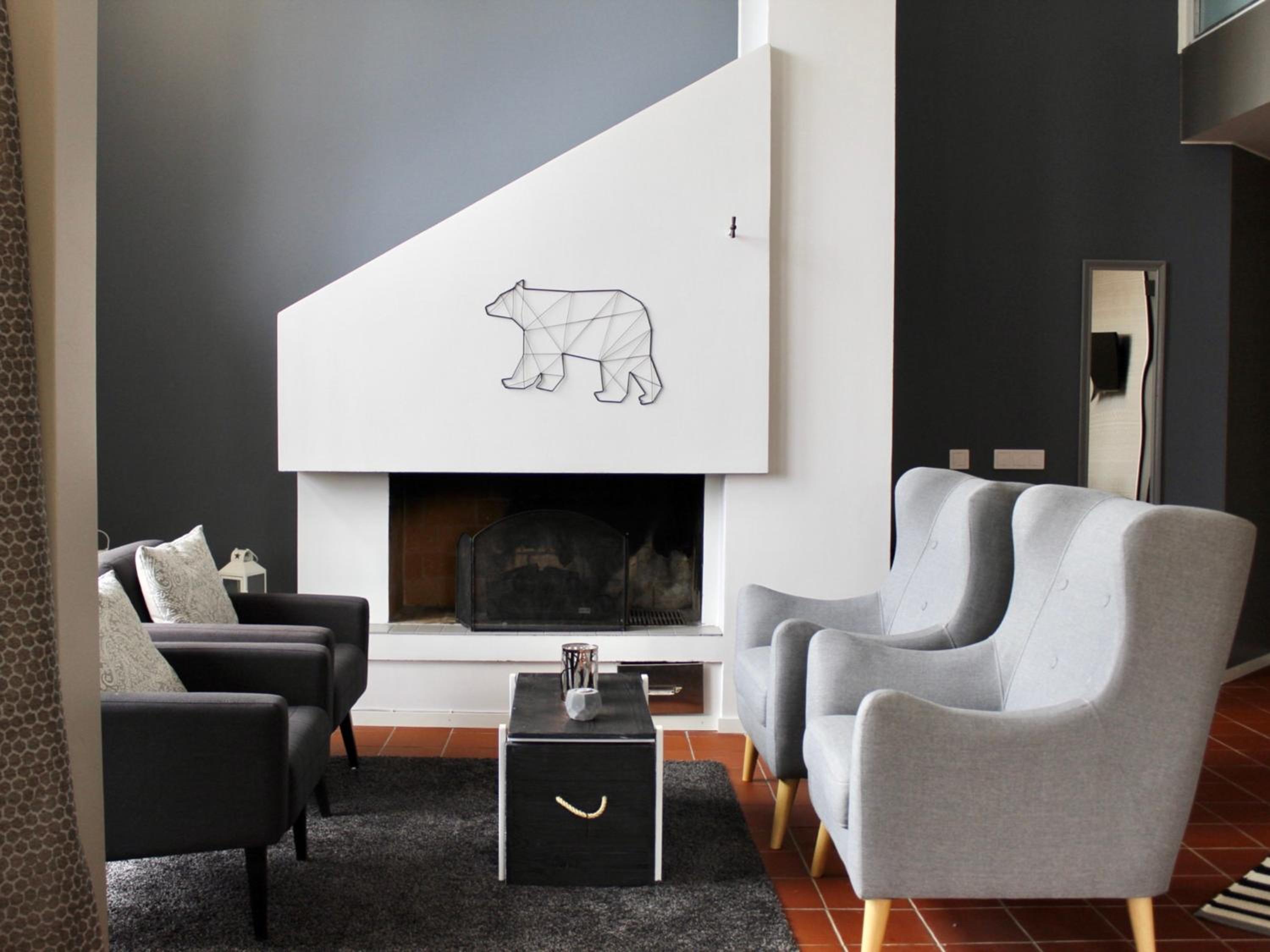 Premium Suite - Photo 2