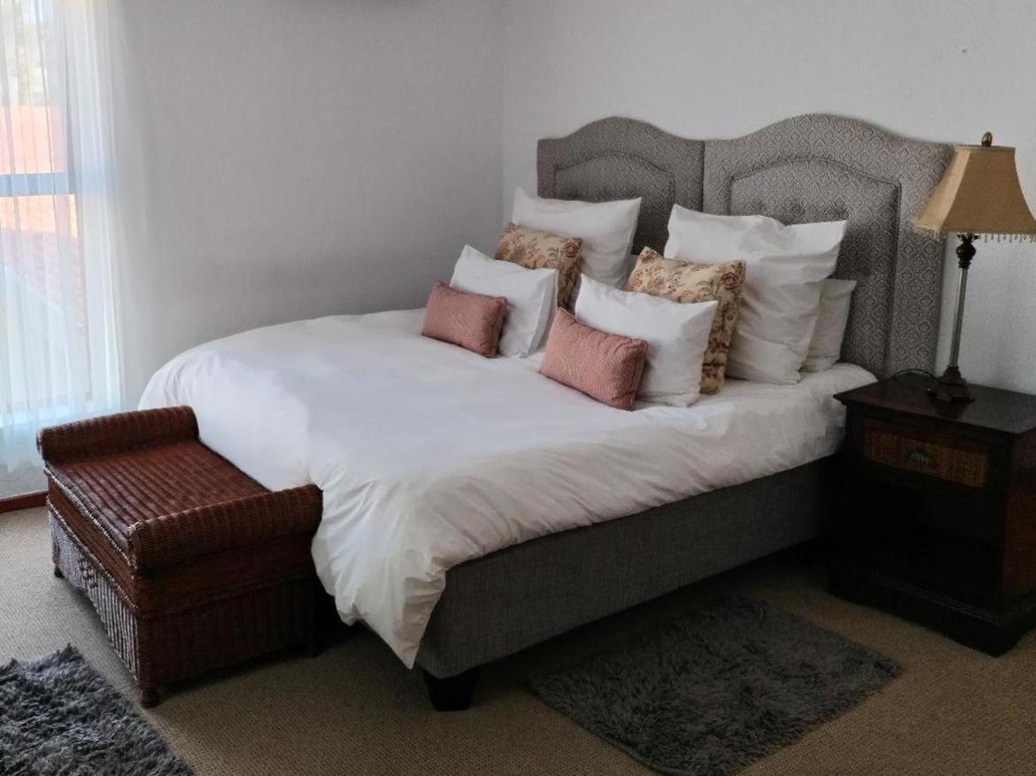 Double or Twin Room photo 1