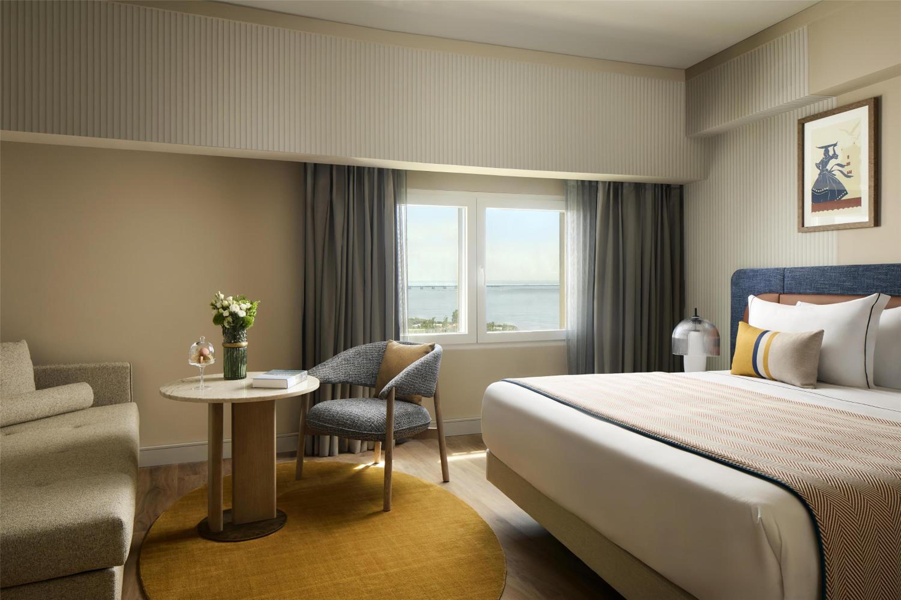 Family Deluxe Room - Photo 2