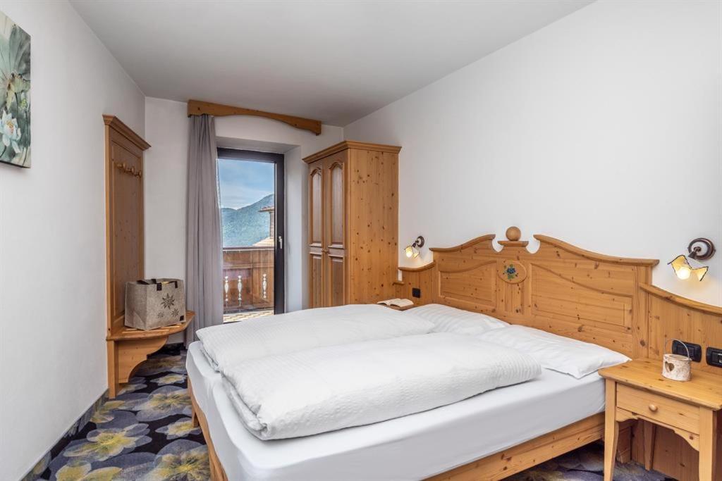 Economy Double or Twin Room photo 3