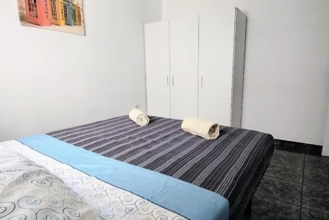 Two-Bedroom Deluxe Apartment with Balcony photo 3