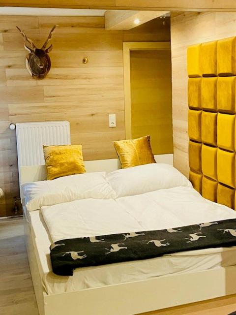 Junior Suite with Mountain View