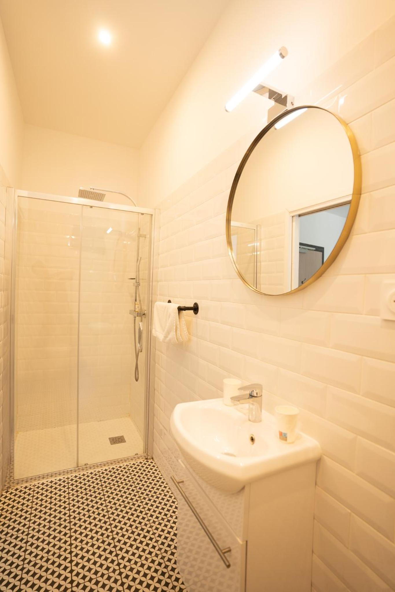 Superior Double Room - Photo 9