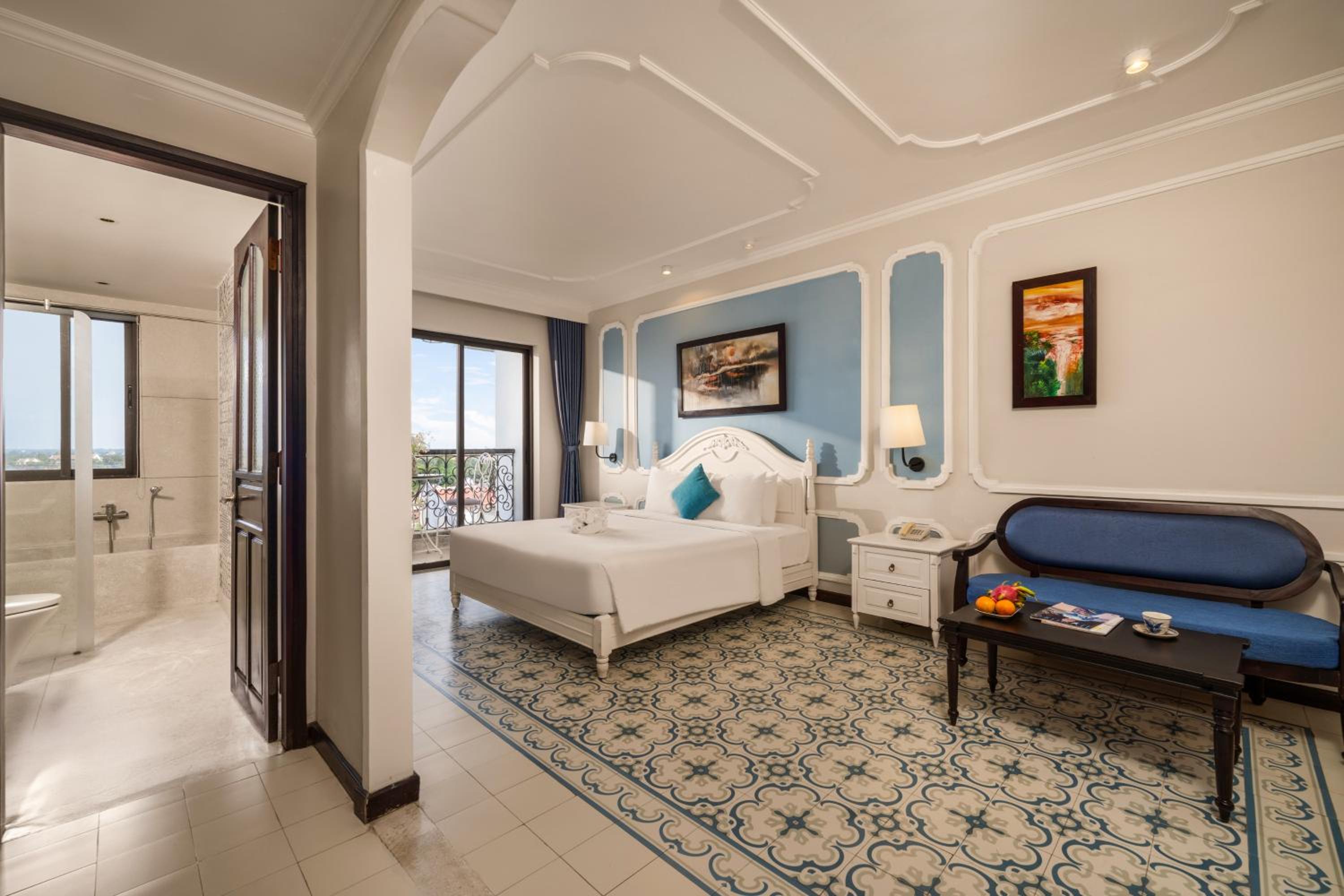 Deluxe Double or Twin Room with Balcony