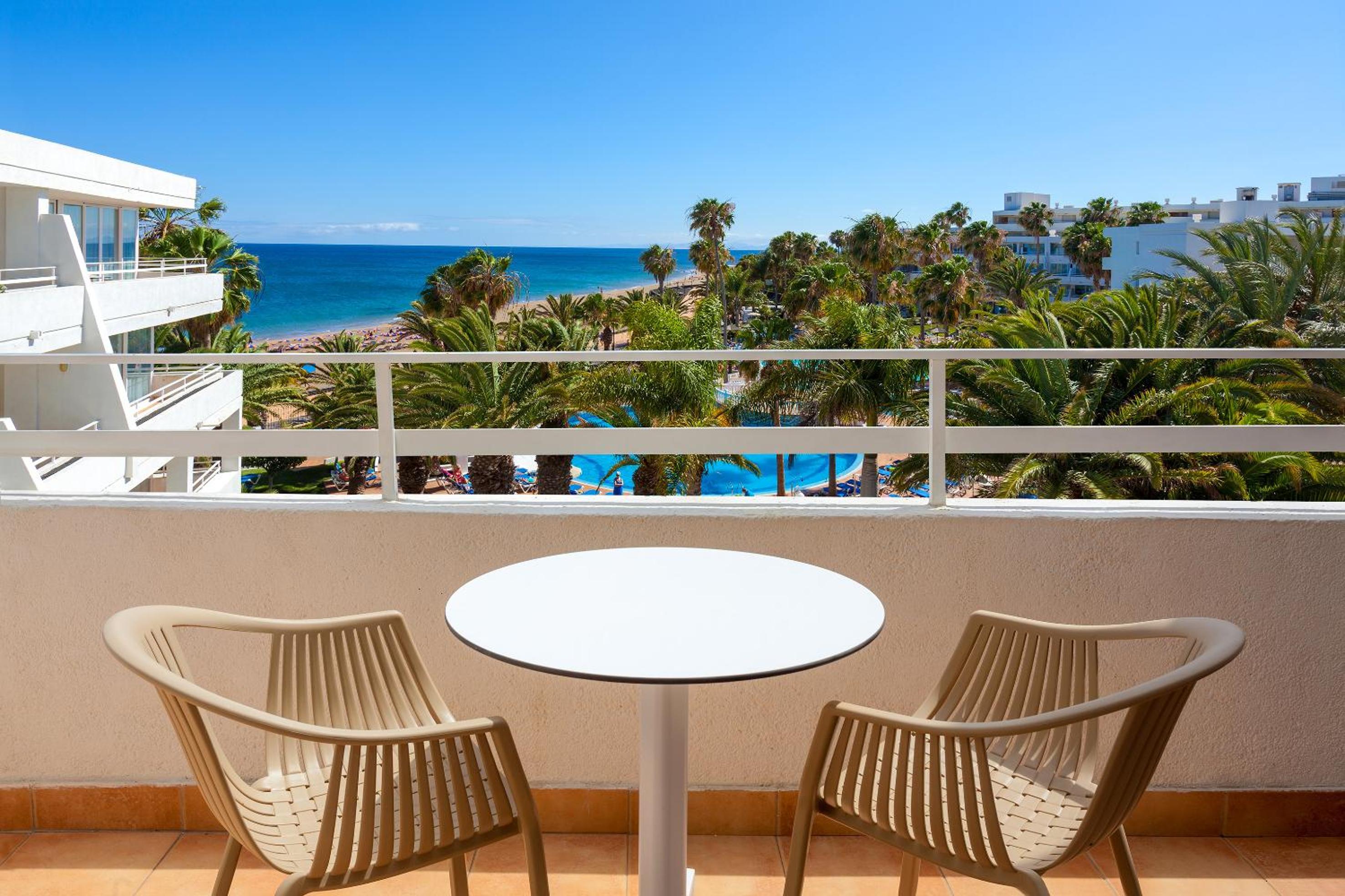 Family Room with Sea View photo 2