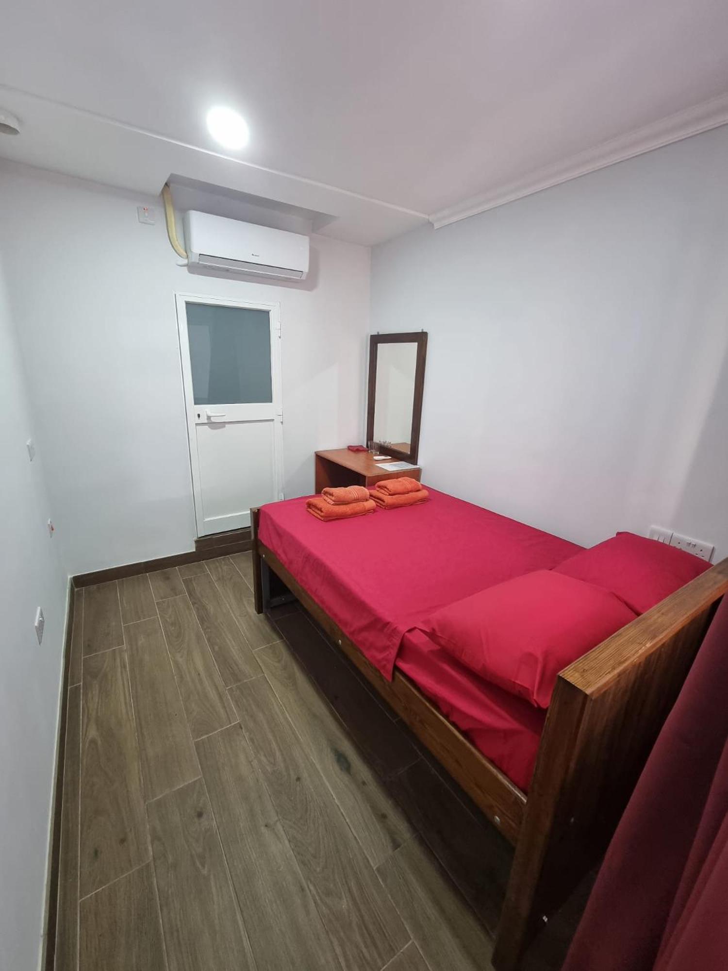 Budget Single Room