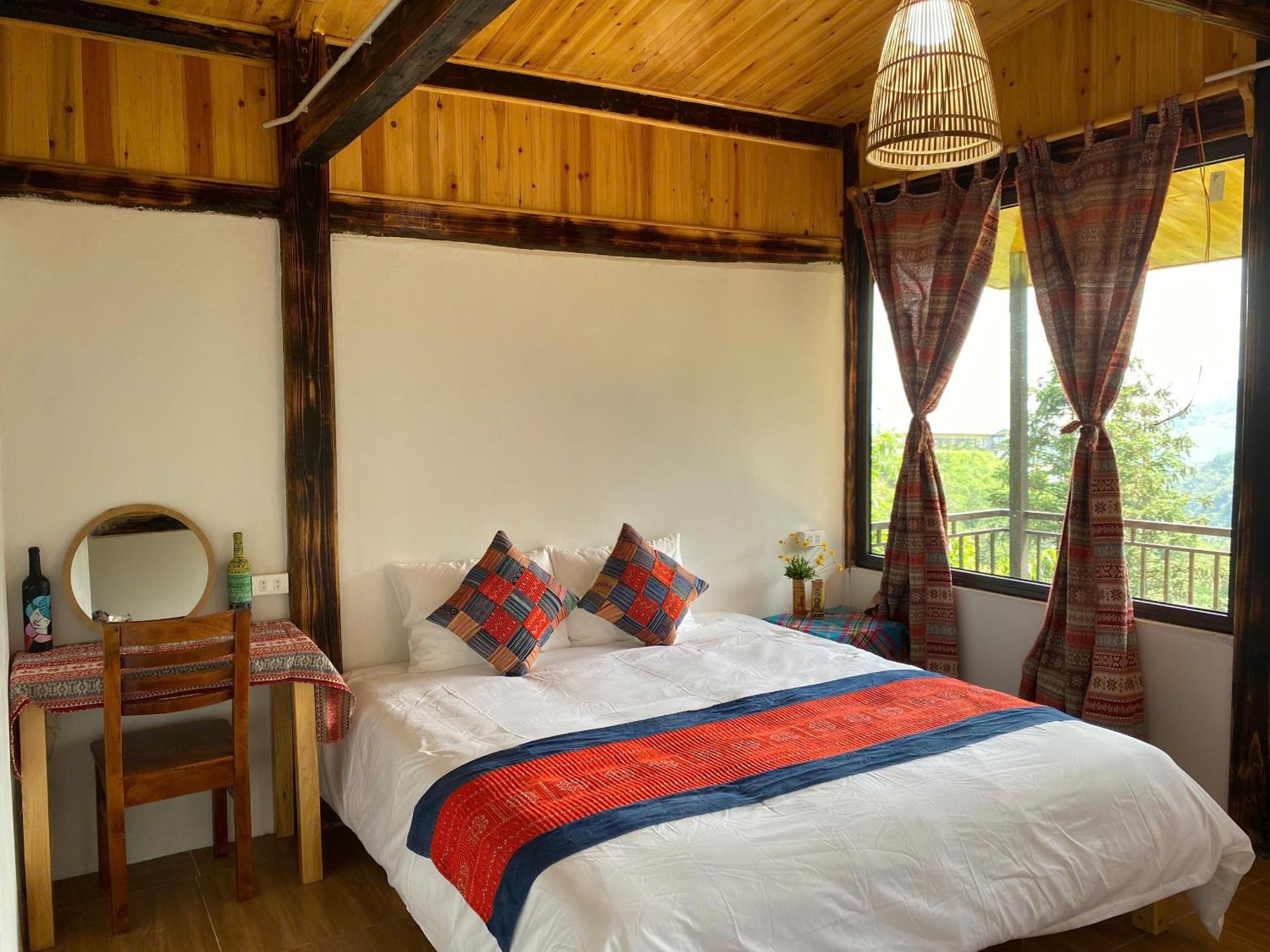 King Room with Balcony photo 1