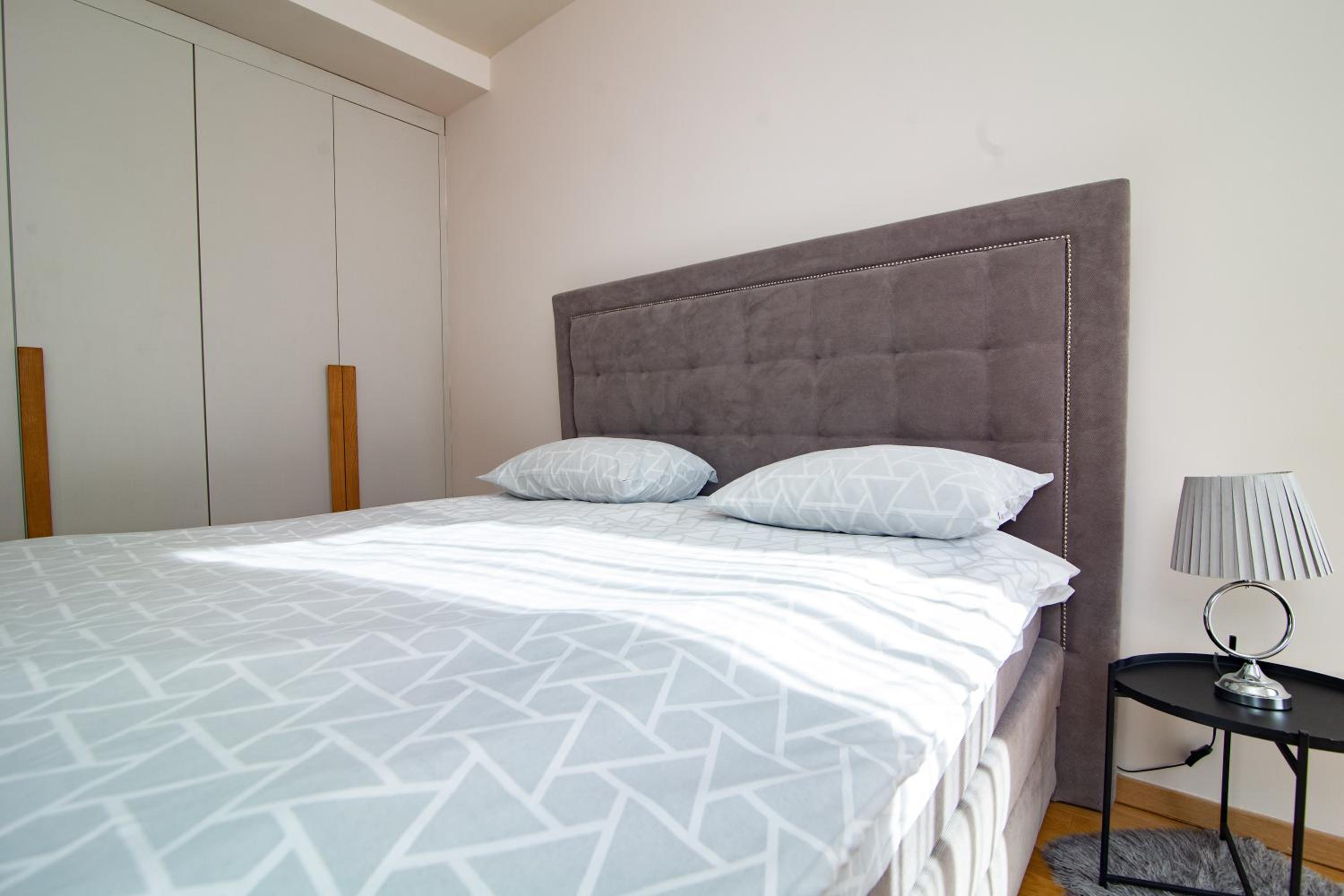Apartment photo 1