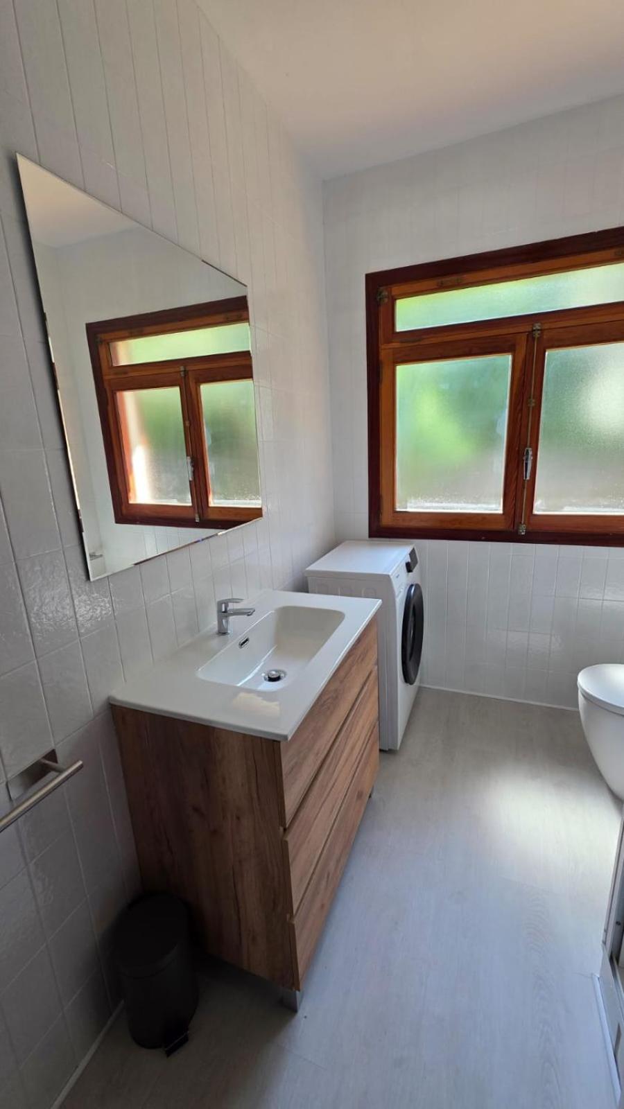 Four-Bedroom Vacation Home photo 3