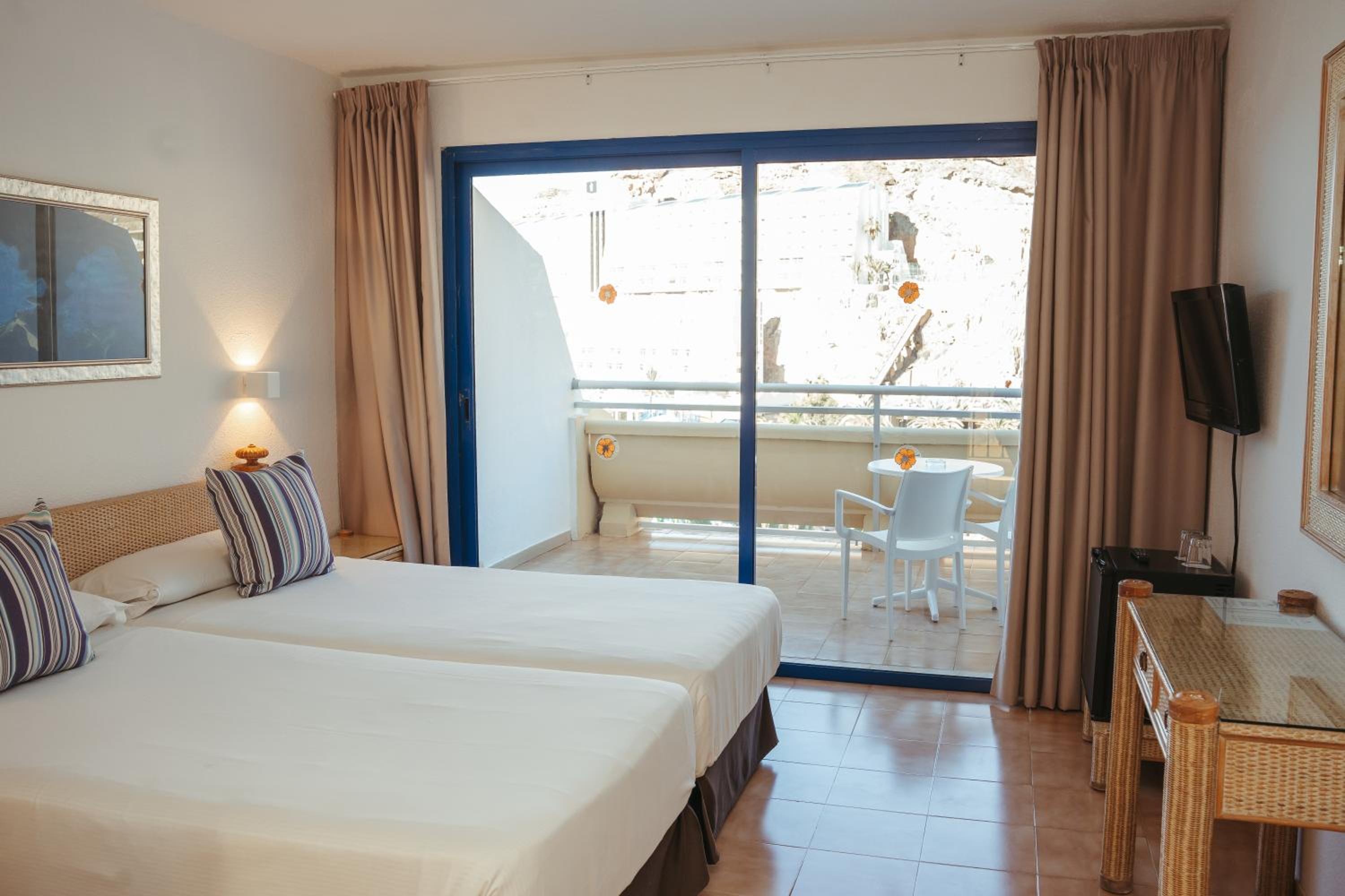 Superior double sea view room with terrace & Aquapark