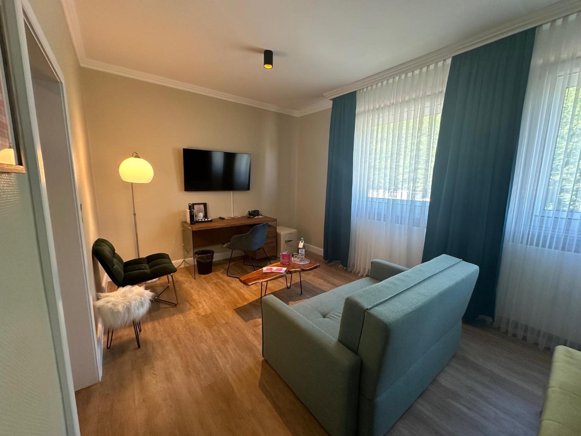 Deluxe Apartment "Harz Relax+" facing the quiet forest side photo 3