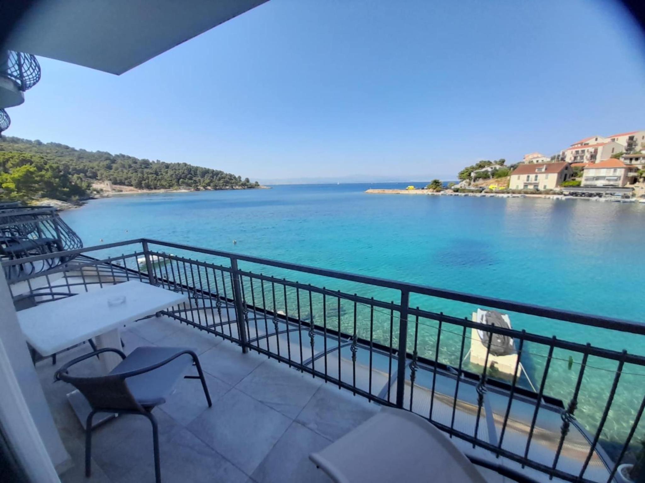One-Bedroom Apartment with Sea View