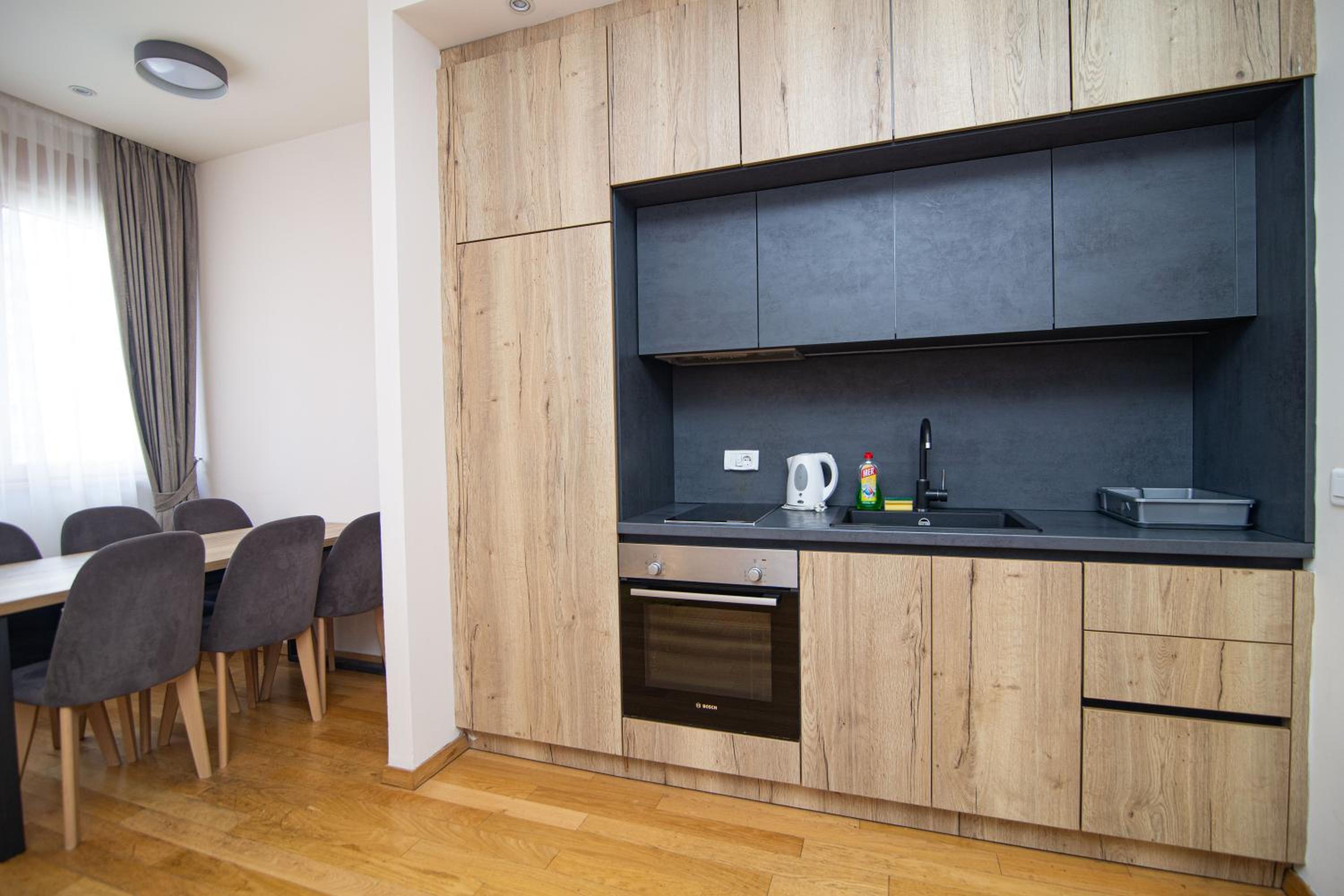 Apartment photo 1