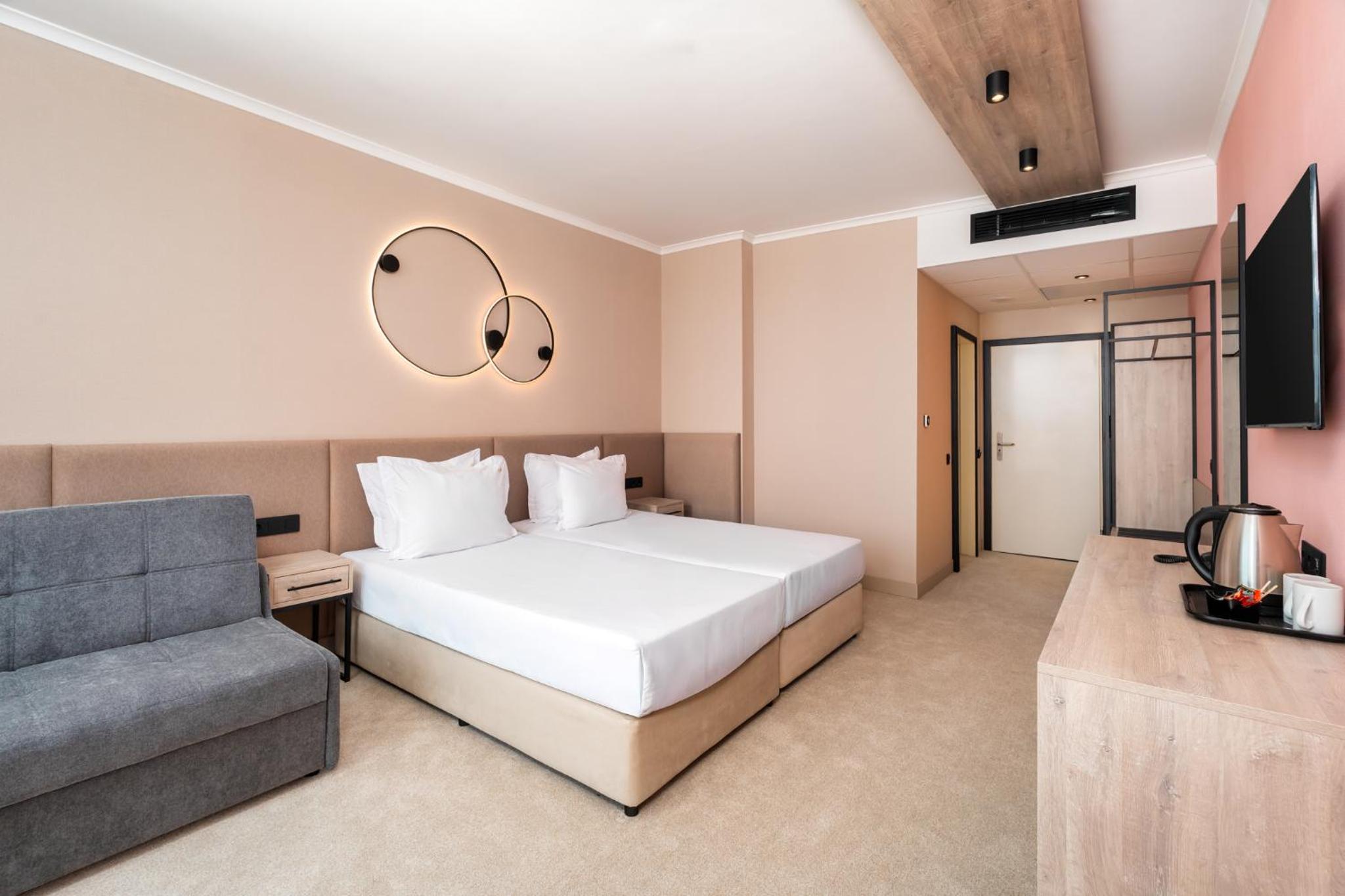 Deluxe Room with Sea View
