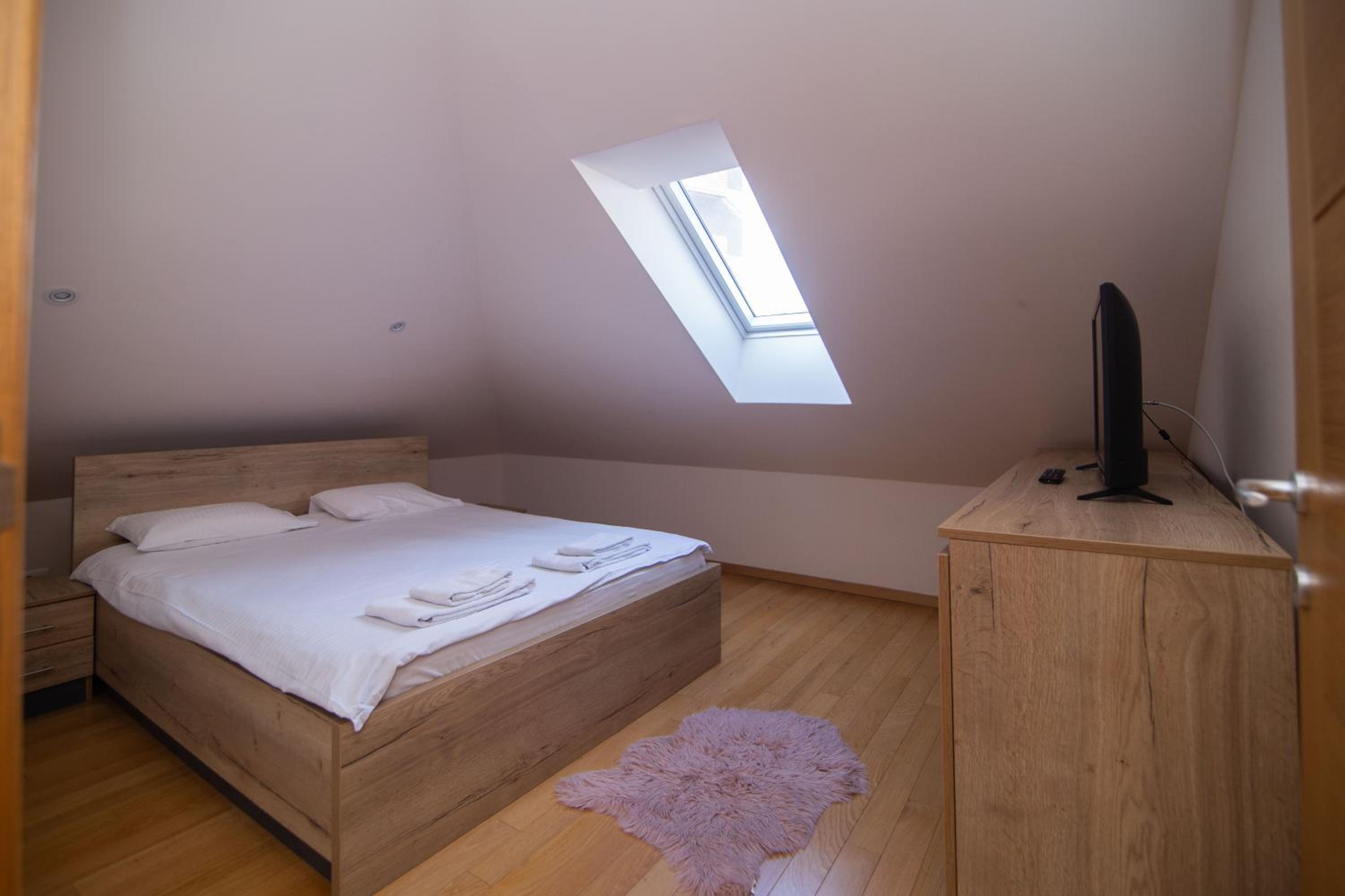 Apartment photo 3