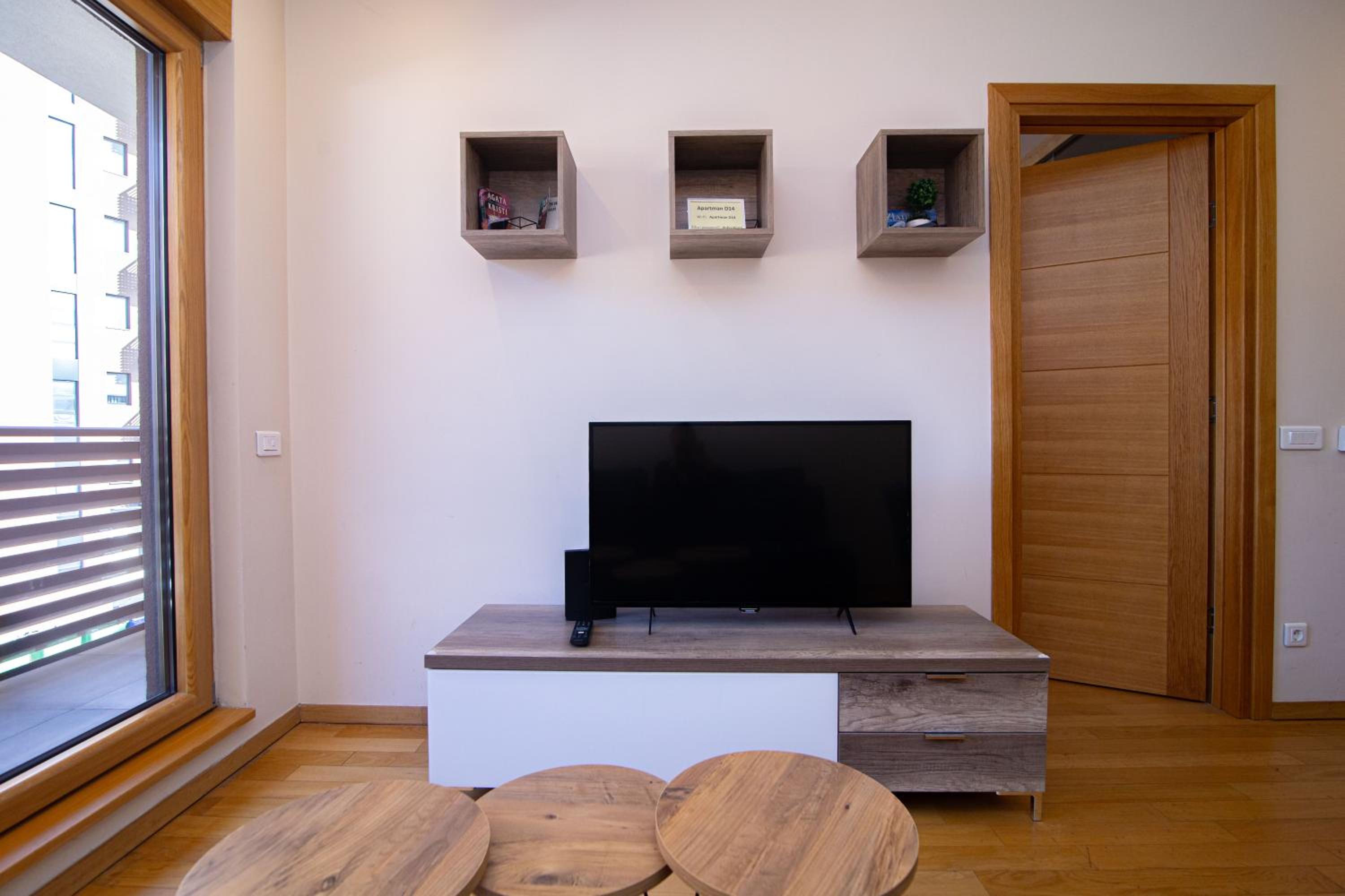 Apartment photo 1