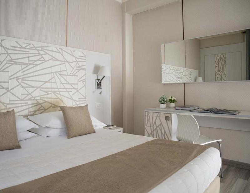 Superior Double Room - Photo 10