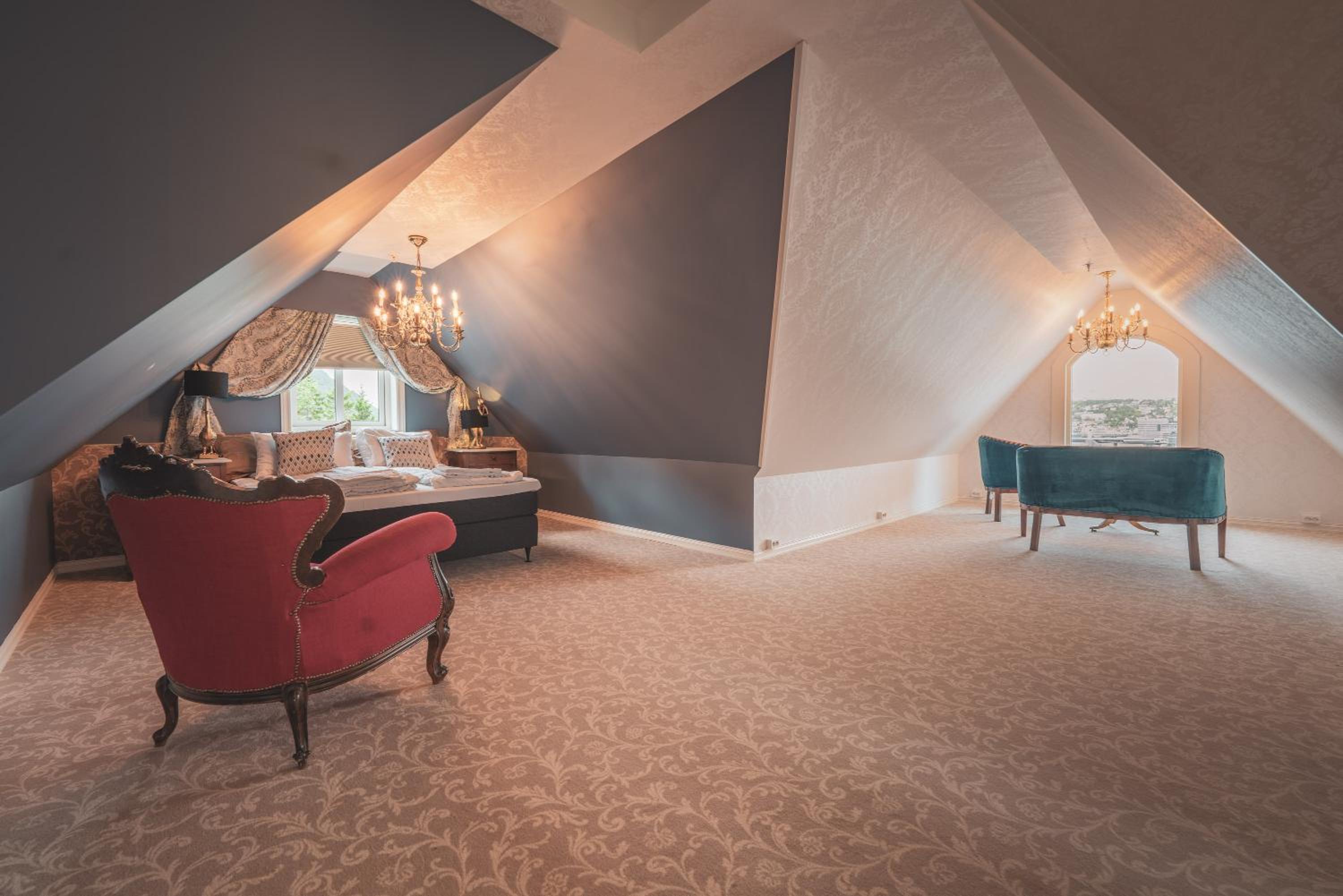 Junior Suite with Ocean View photo 2