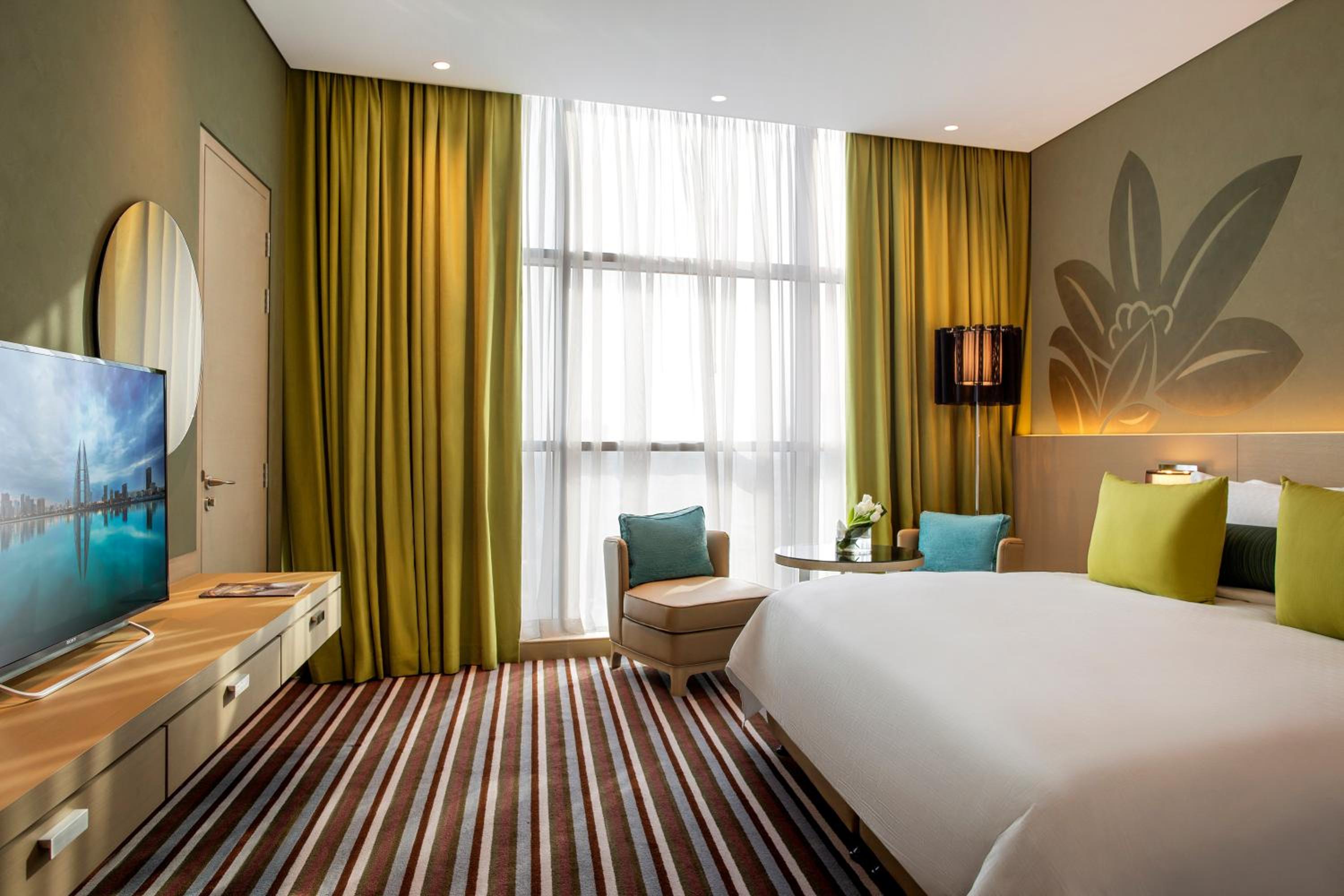 Family Connecting Room - King and Twin Beds photo 1