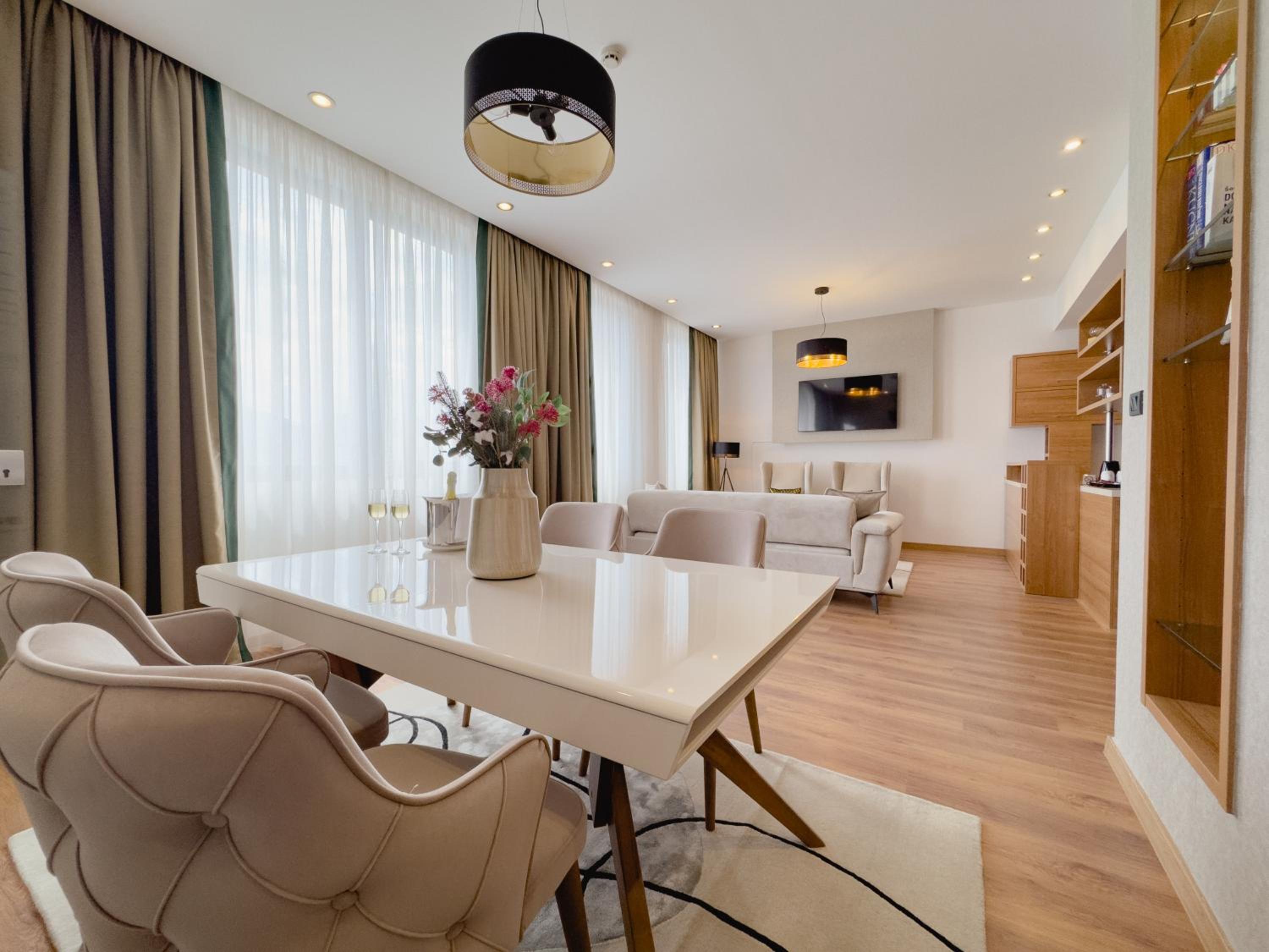 Superior Apartment photo 2