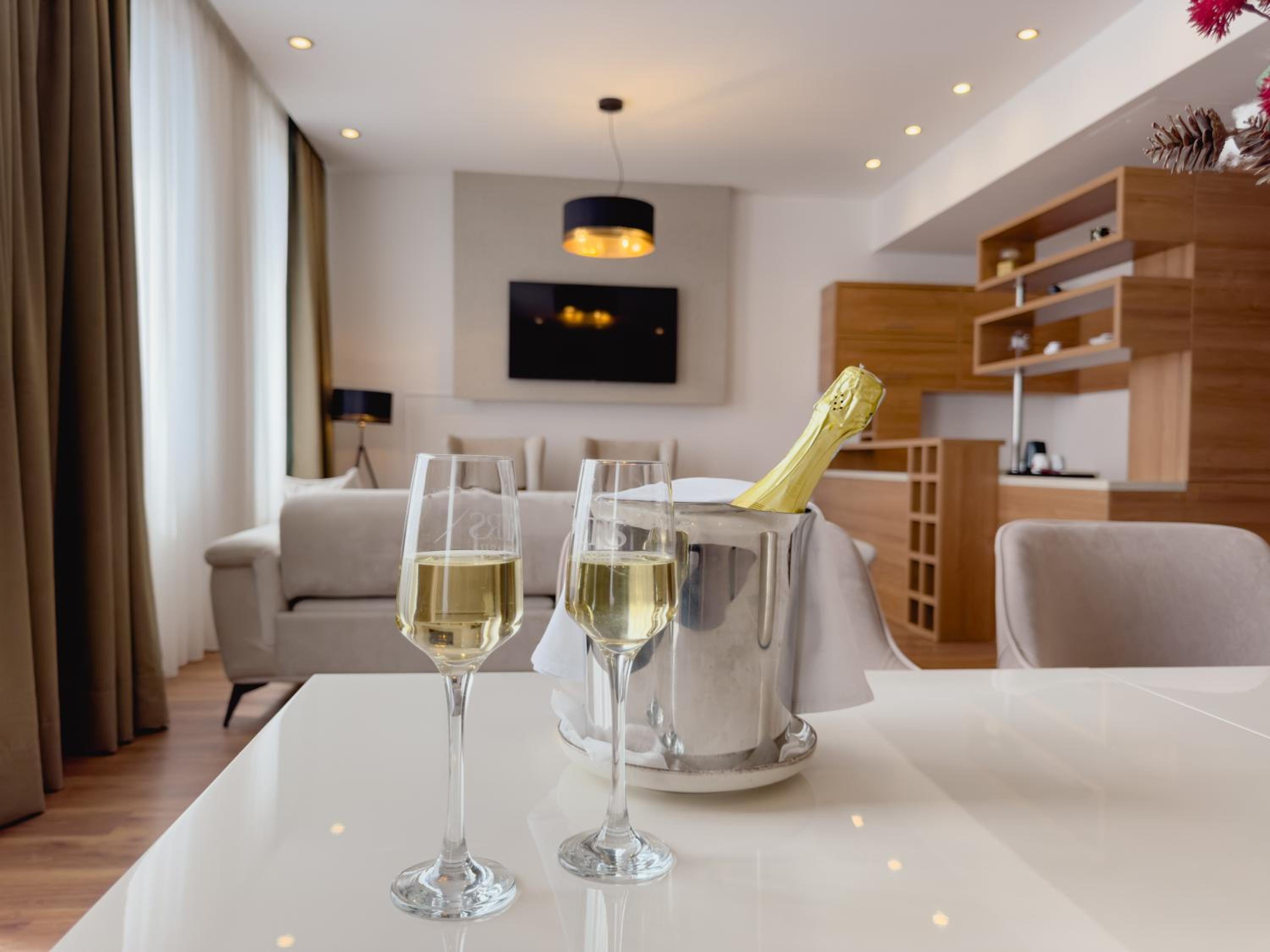 Superior Apartment photo 3