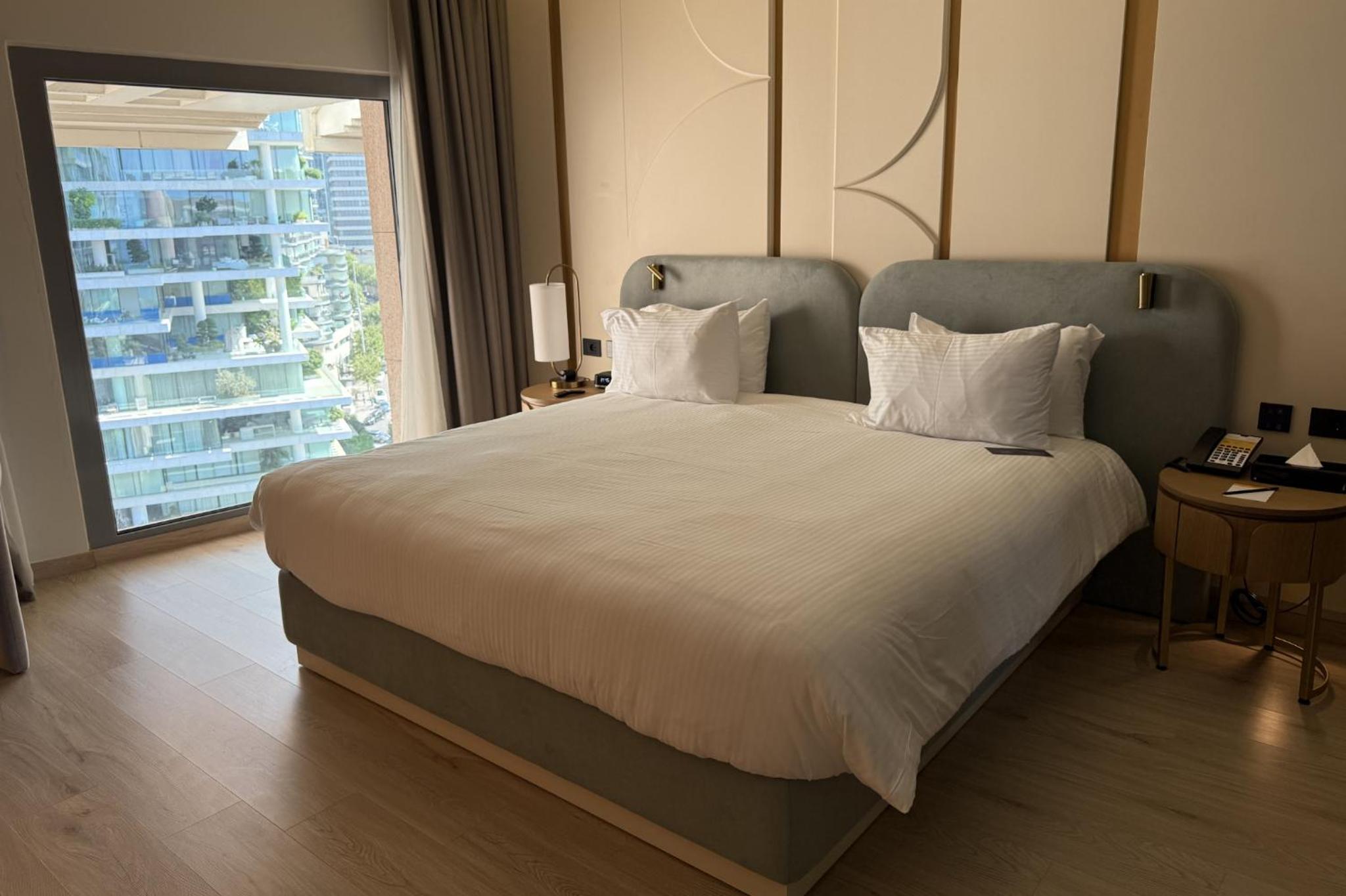 Two-Bedroom Duplxe Suite with Sea View photo 3