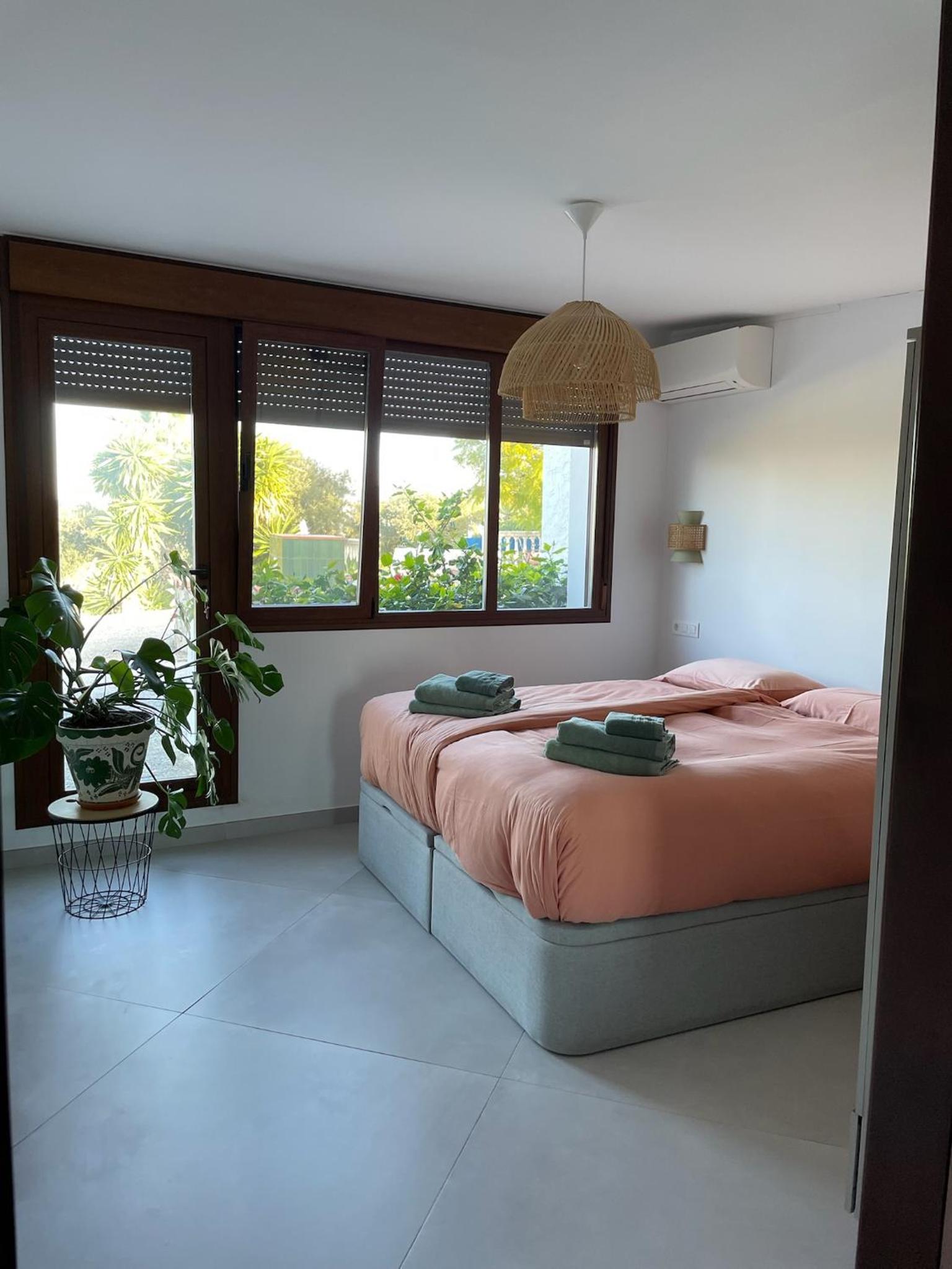 Deluxe Bungalow with Garden View