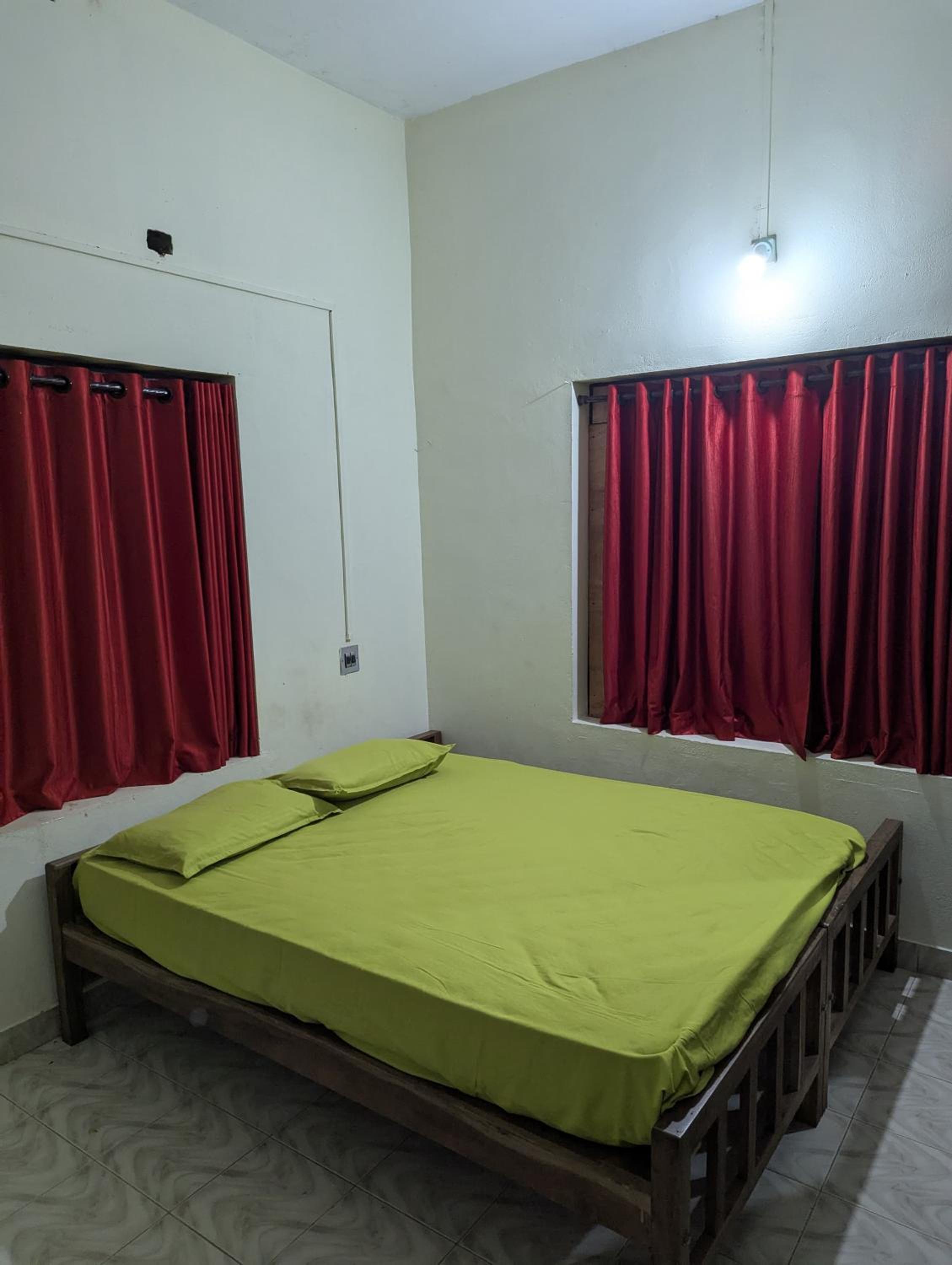 Small Double Room photo 2