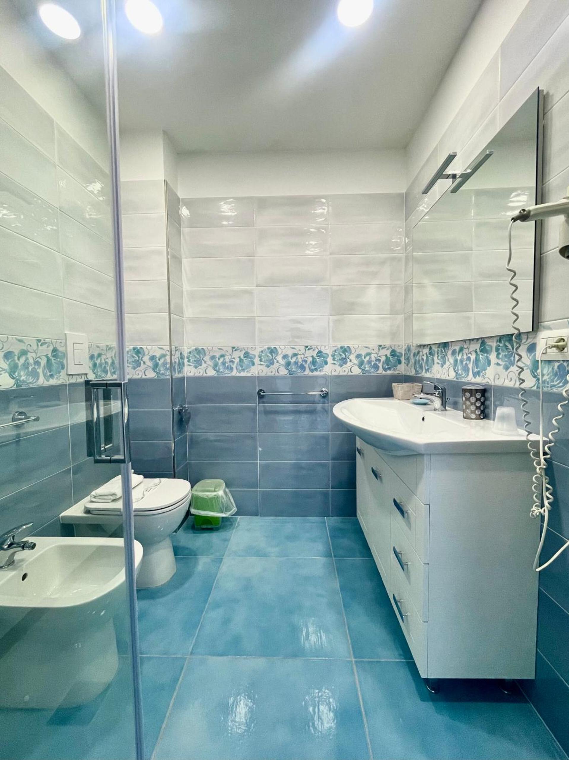 Deluxe Triple Room with Sea View