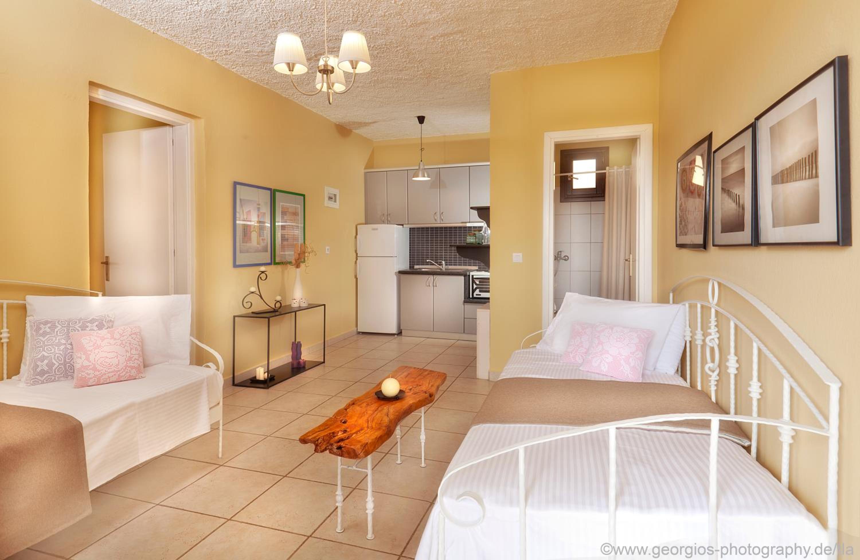 Apartment with Sea View - Photo 1