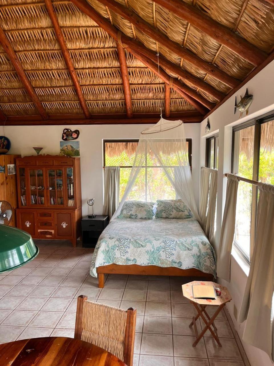 Villa photo 2