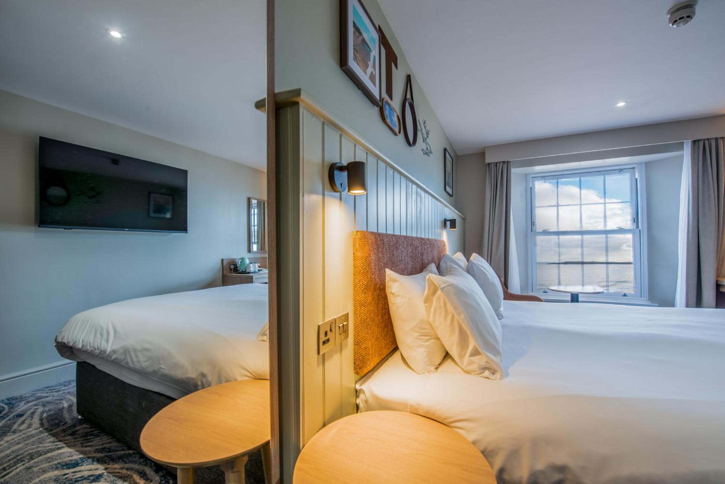 Queen Room with Sea View
