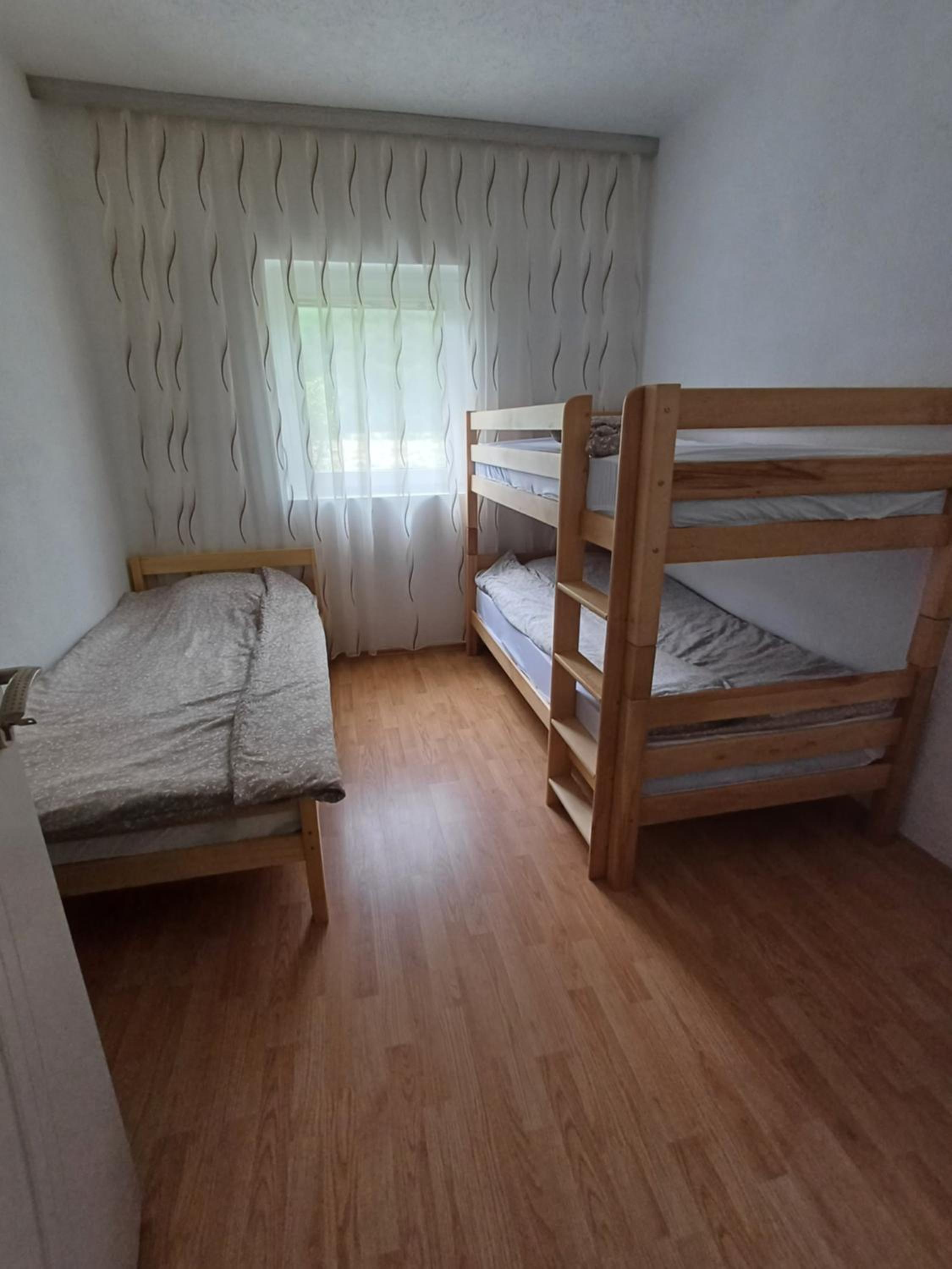 Economy Triple Room