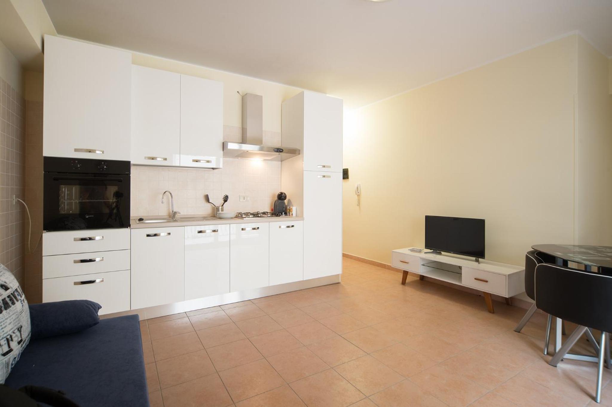 One-Bedroom Apartment with Balcony photo 3